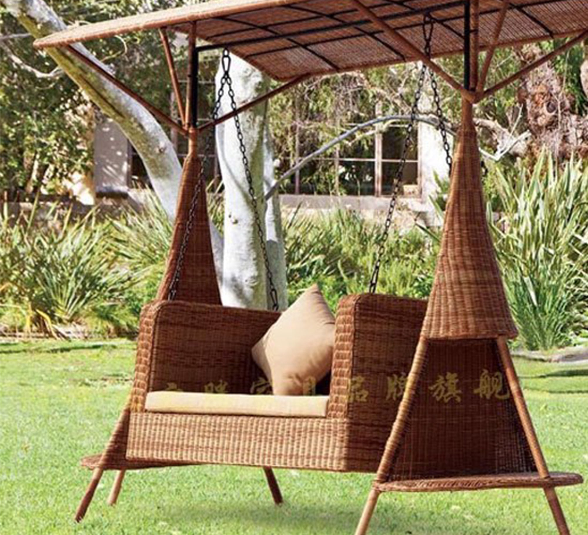 Home swing with side tables - Vitrine Furniture - Outdoor Products