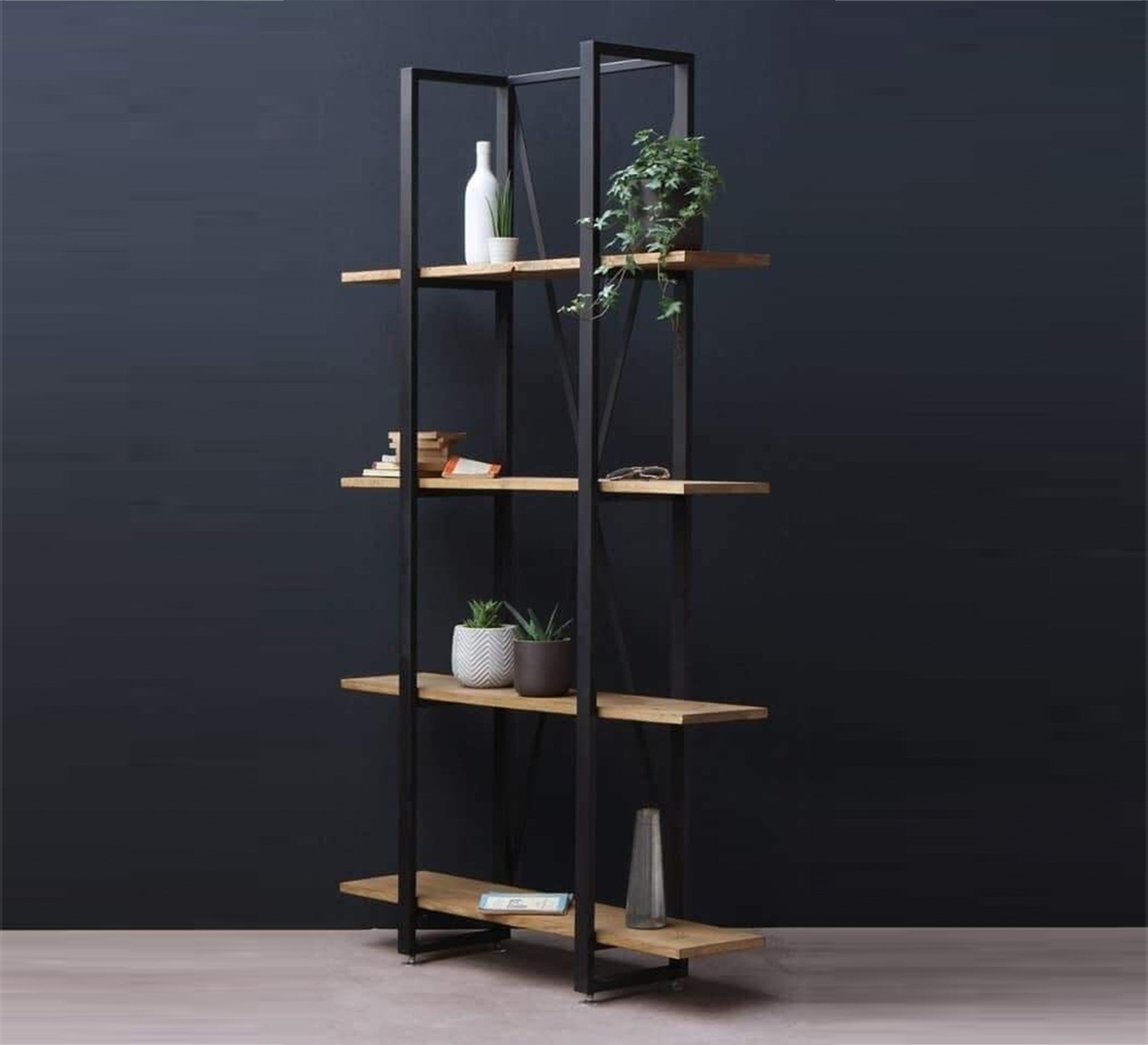 Iron frame and shelves for decorative pieces - Vitrine Furniture - Furniture