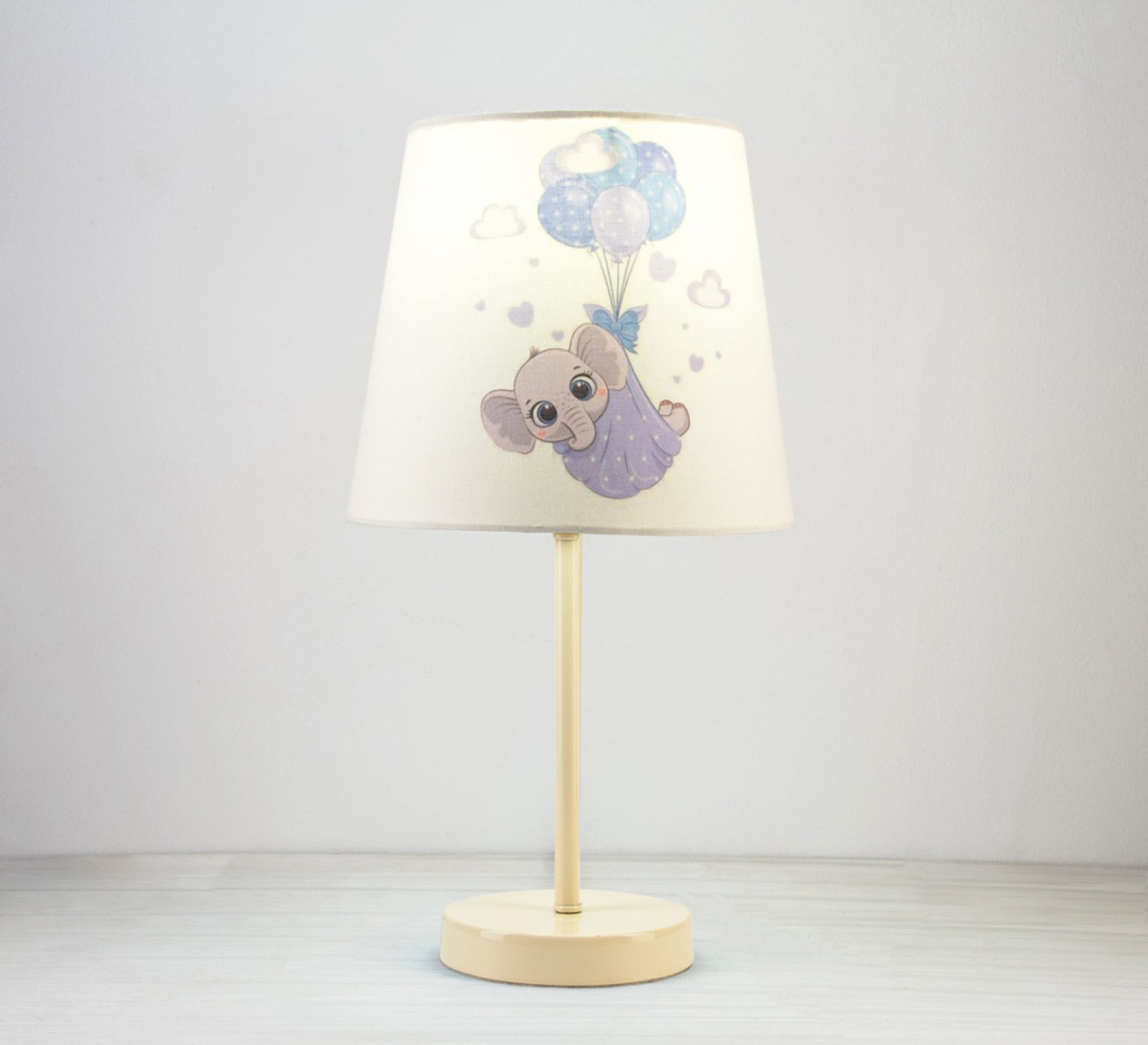 Kids Lamp: Cute Elephant Flying Balloons with Beige Base - Vitrine Furniture - Lighting