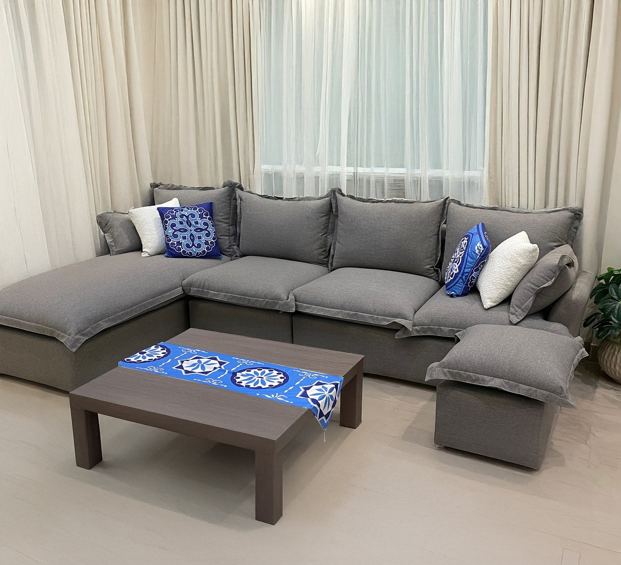 L - shaped chaise longue corner in a distinctive grey color - Vitrine Furniture - Furniture