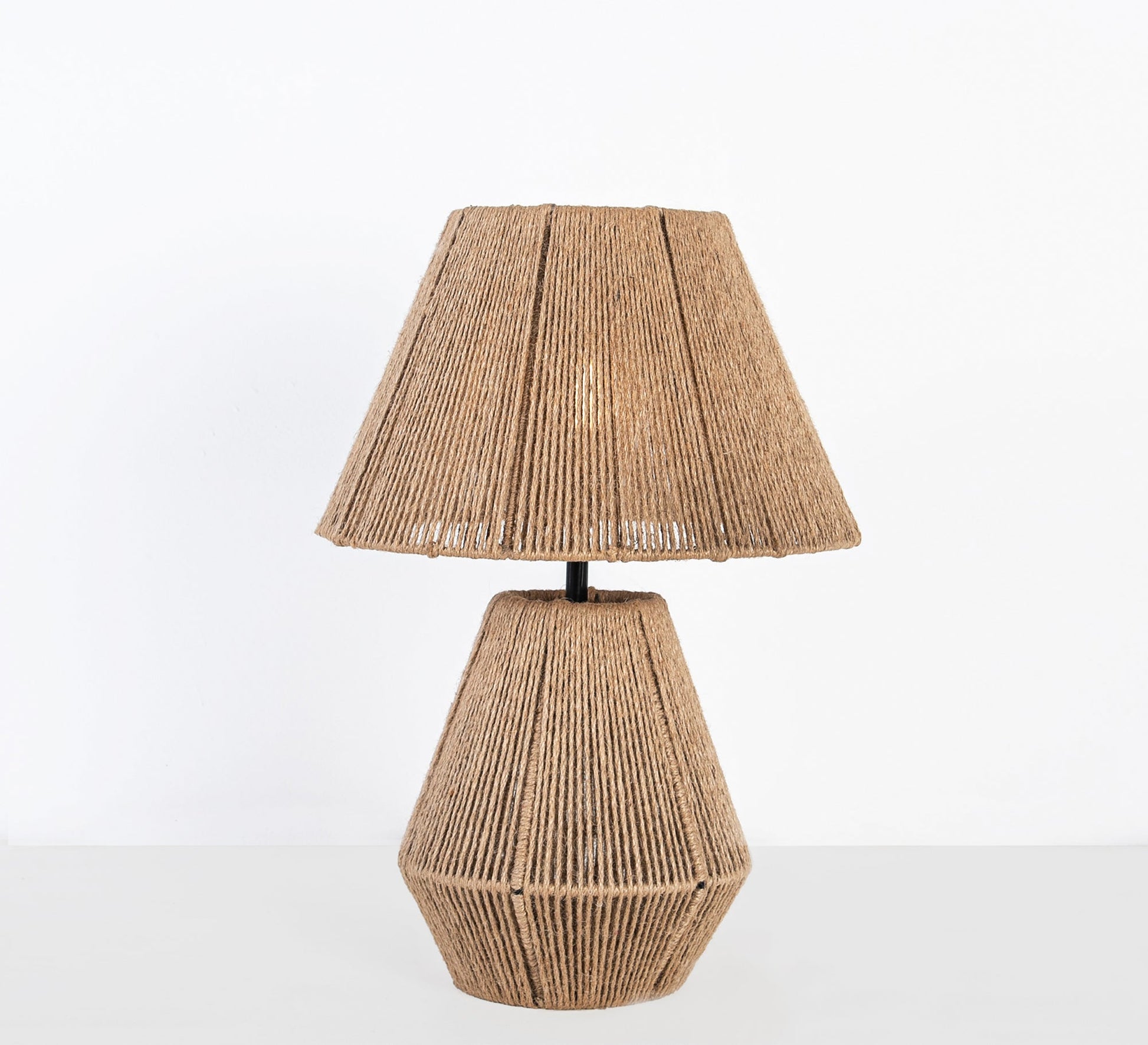 Lamp made of linen threads - Vitrine Furniture - Lighting