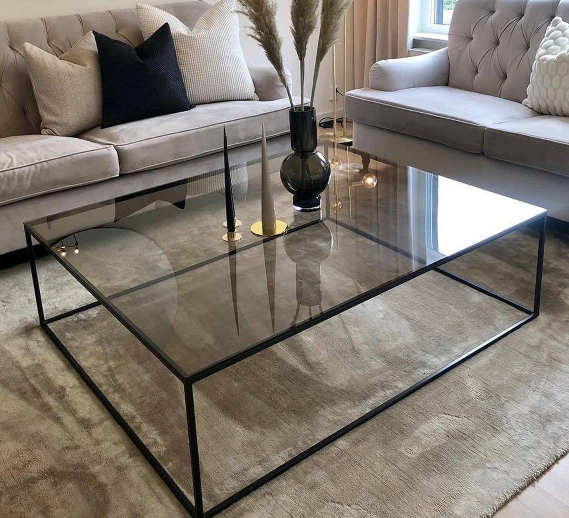 Large black table for the living room - Vitrine Furniture - Furniture