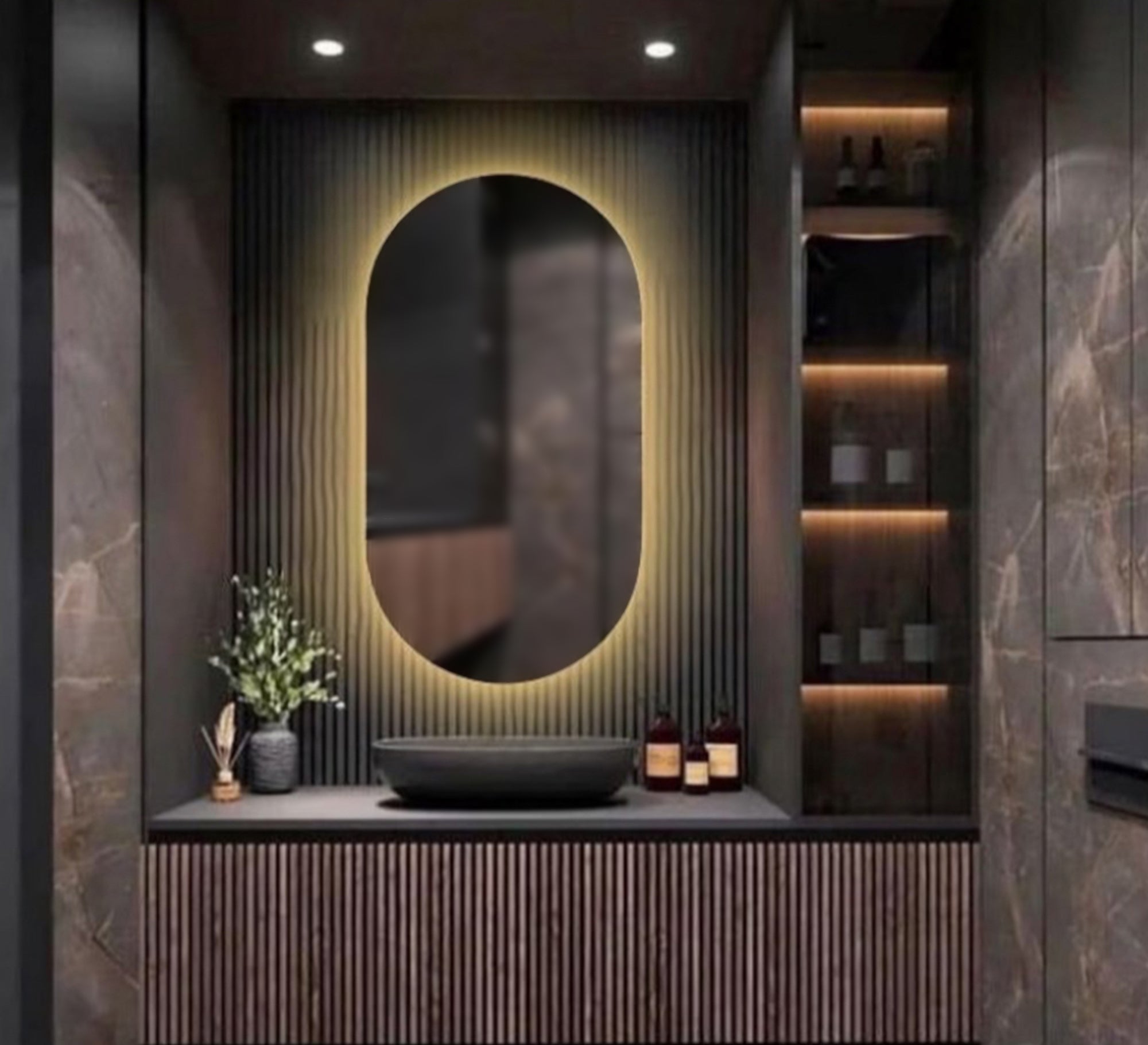 Large oval mirror - Vitrine Furniture - Décor