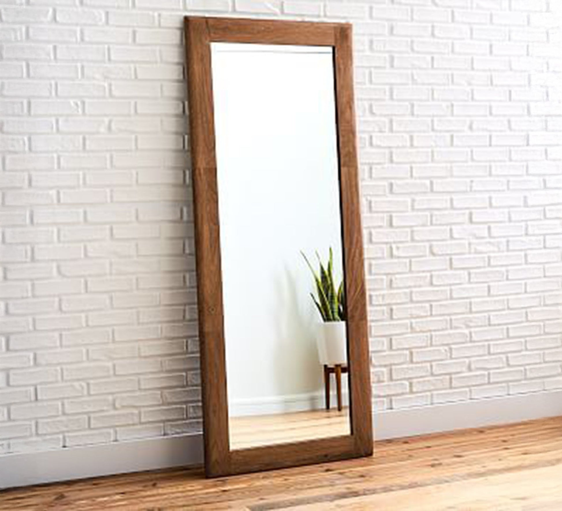 Large Rectangular Mirror for Various Home Spaces - Vitrine Furniture - Décor