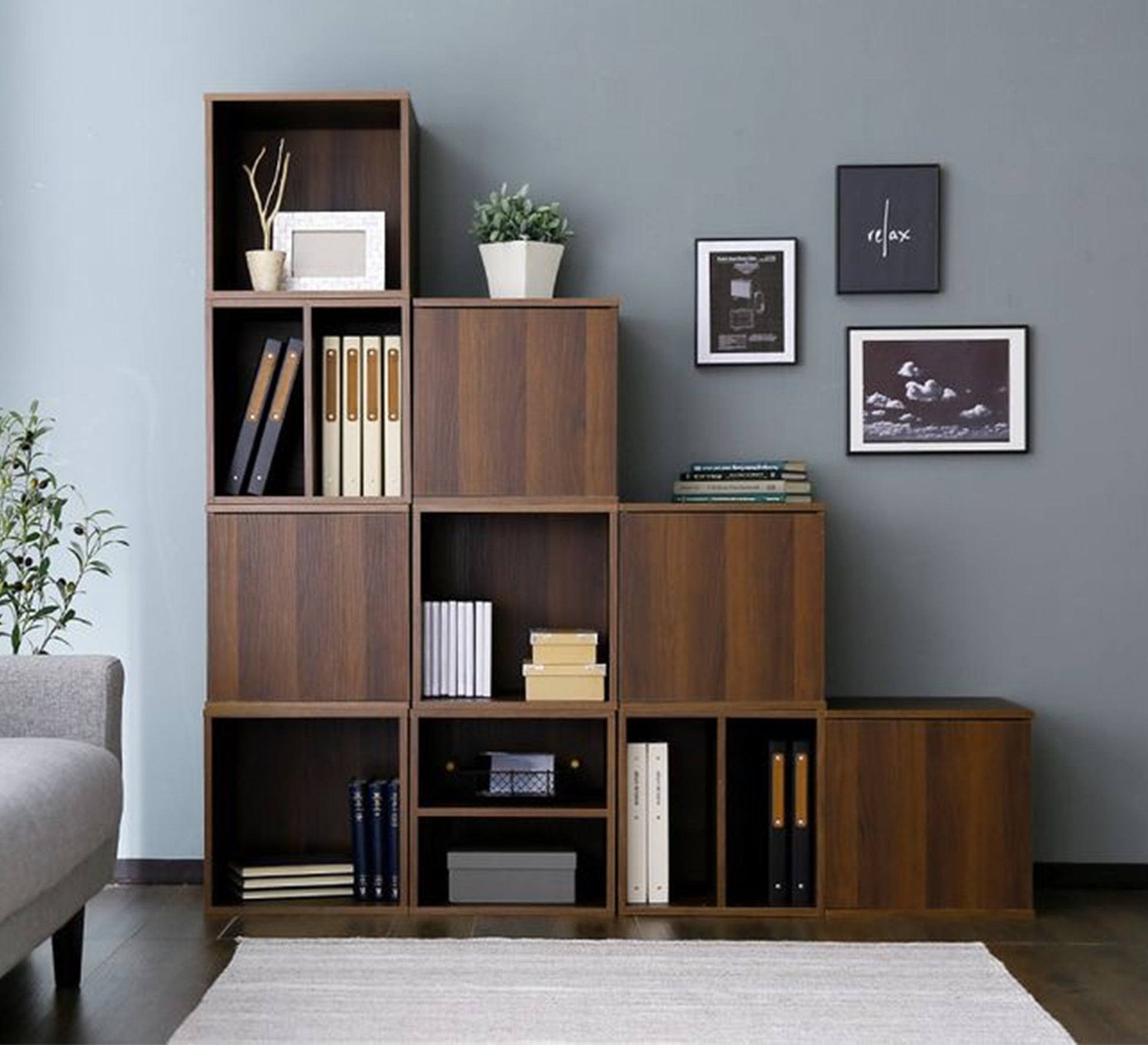 Large tiered library with shelves and alternating doors - Vitrine Furniture - Furniture