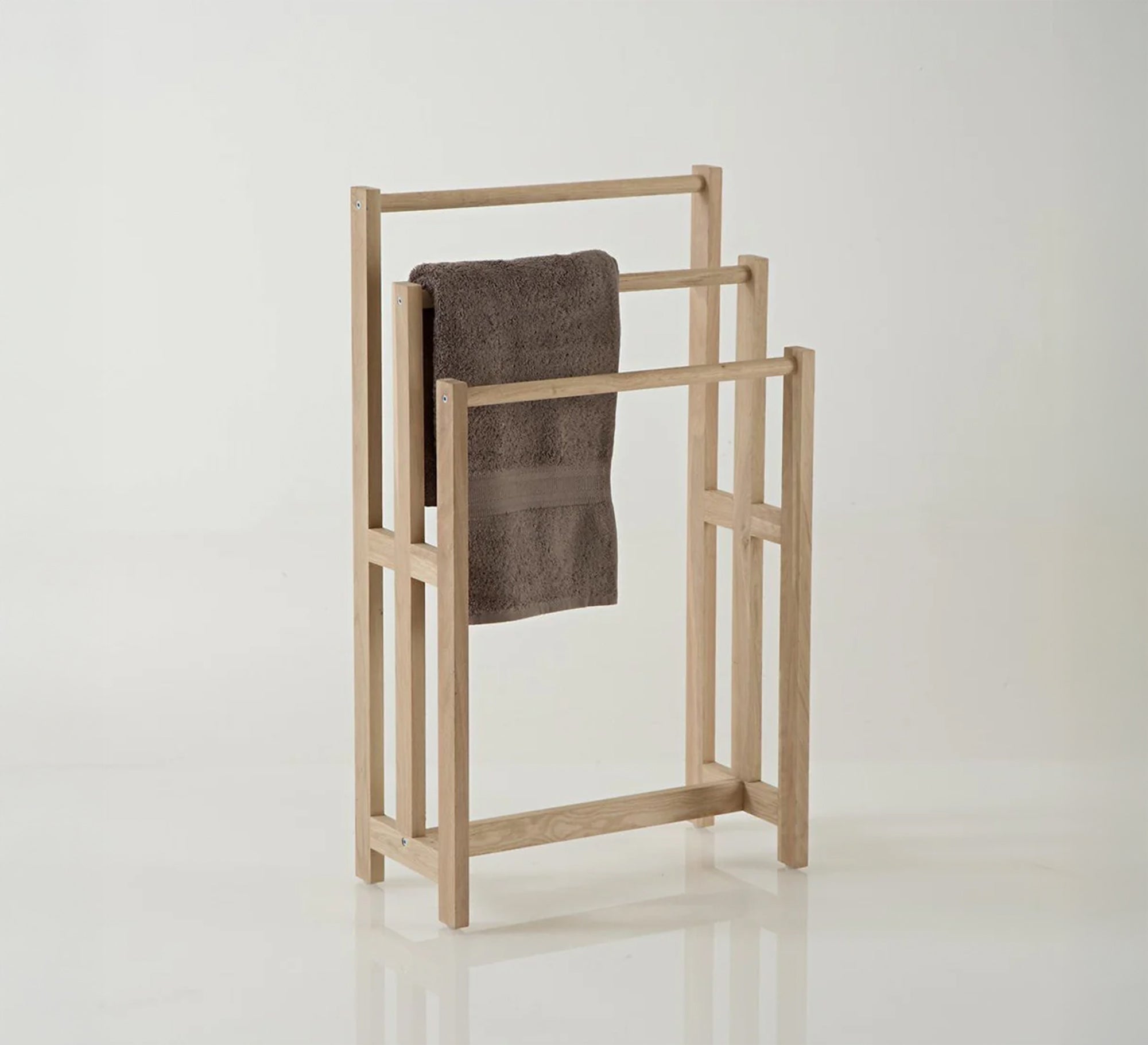 Light Wood Towel Rack - Vitrine Furniture - Furniture
