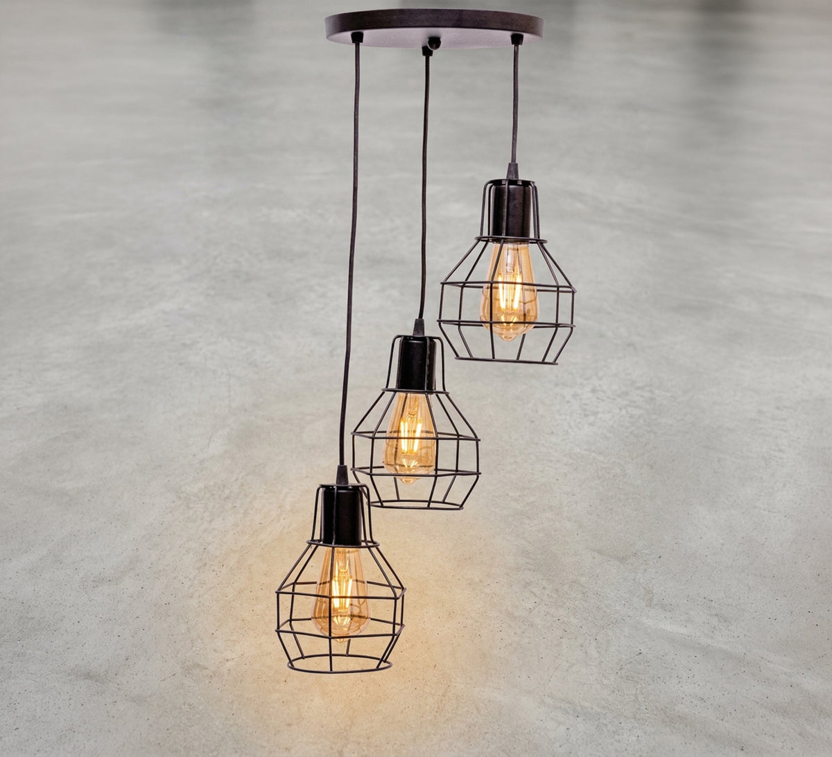 Linear chandelier with three black diamond-shaped cages - Vitrine Furniture - Ceiling lights