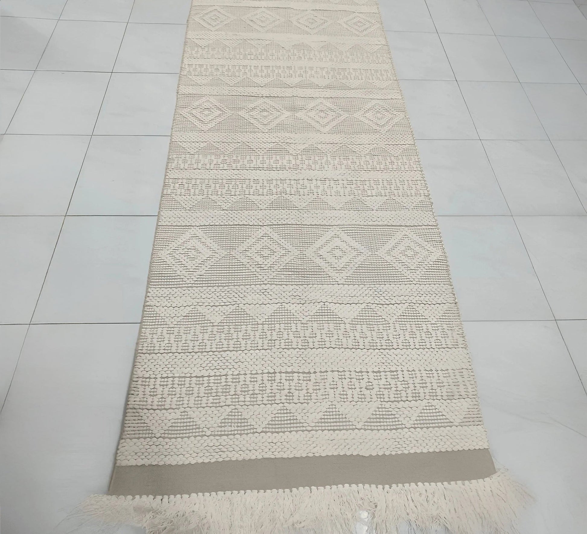Long pile runner with a rich woven and embossed pattern design - Vitrine Furniture - Accessories