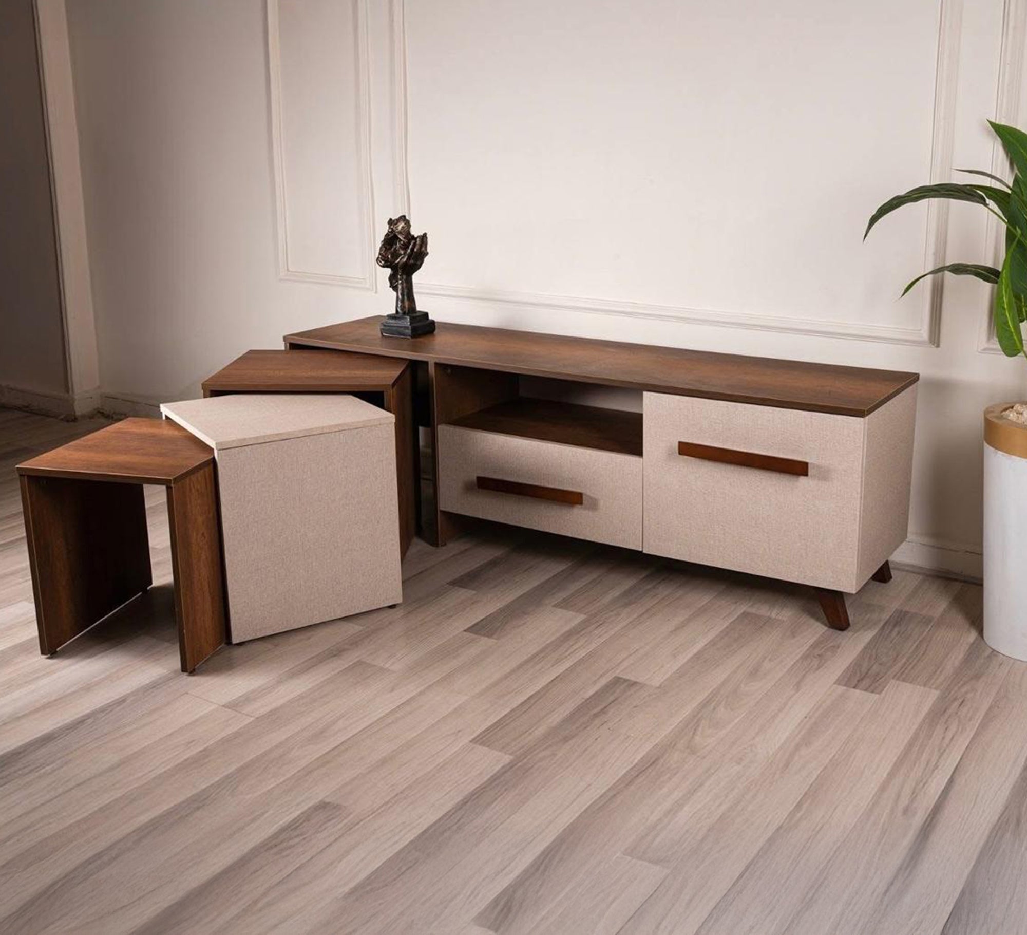 Luxurious brown TV stand - Vitrine Furniture - Furniture