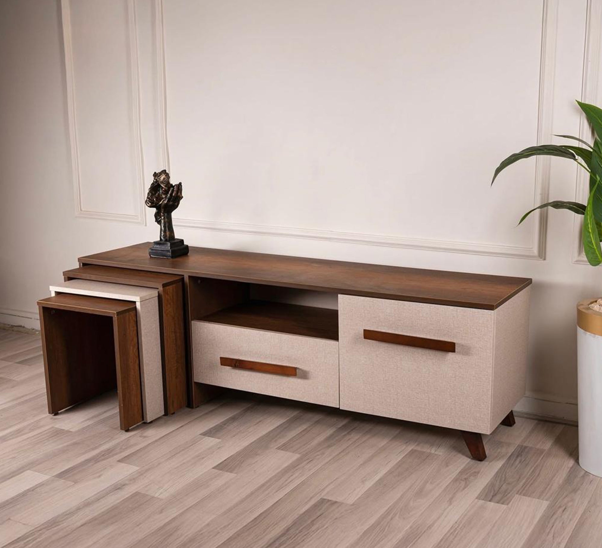 Luxurious brown TV stand - Vitrine Furniture - Furniture