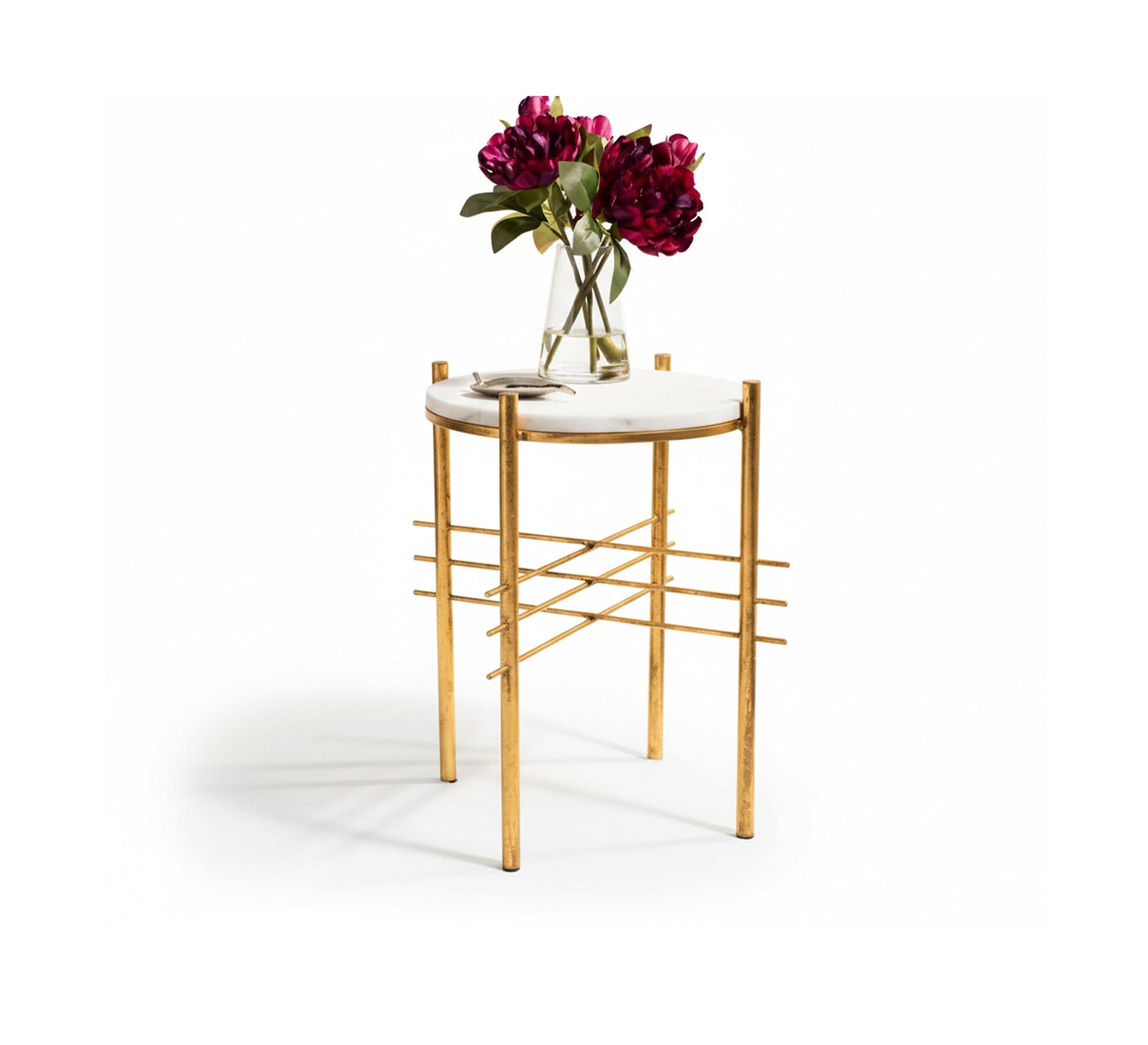 Luxurious marble side table with a gold base - Vitrine Furniture - Furniture