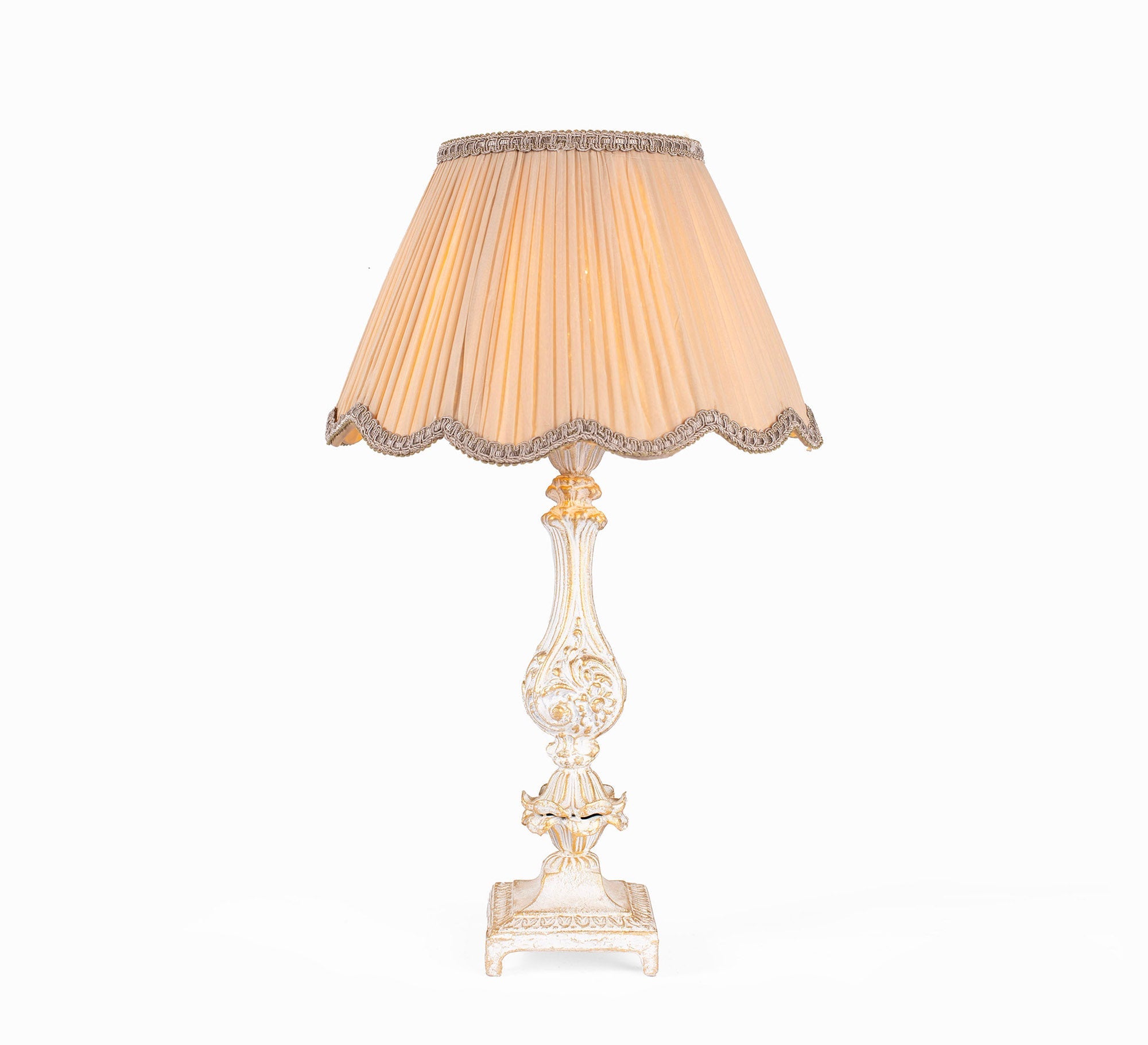 Luxury table lamp with antique French design - Vitrine Furniture - Lighting