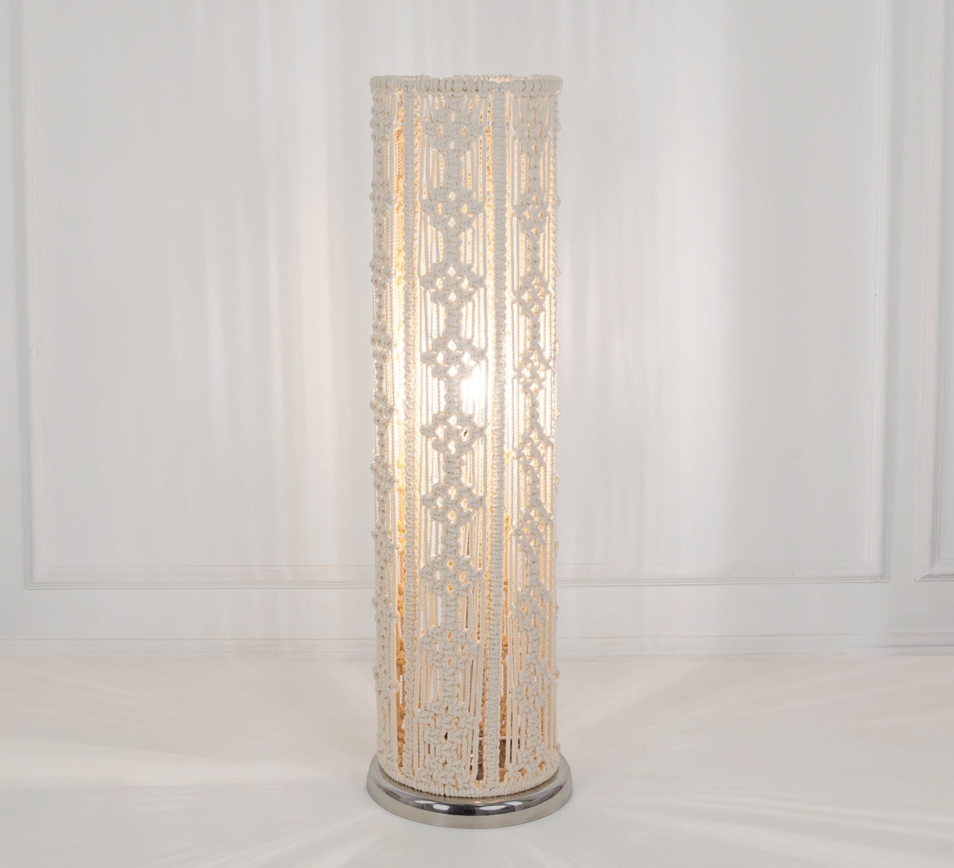 Macrame floor lamp - Vitrine Furniture - Lighting
