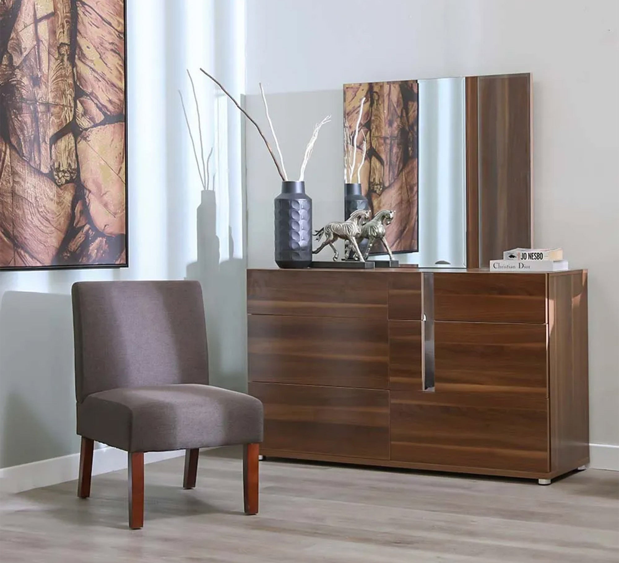 Master bedroom in wooden brown - Vitrine Furniture - Bed Sets