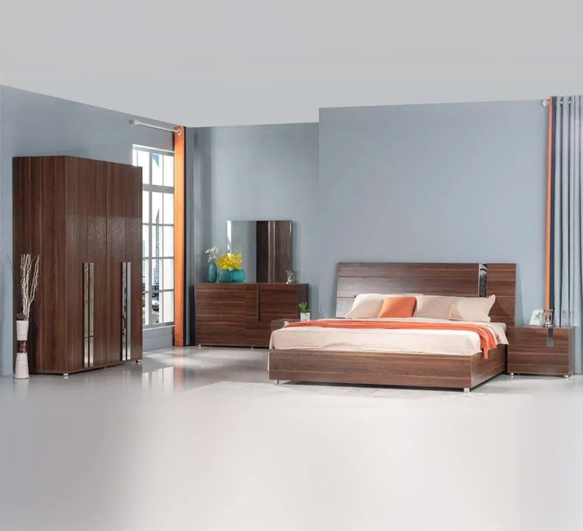 Master bedroom in wooden brown - Vitrine Furniture - Bed Sets