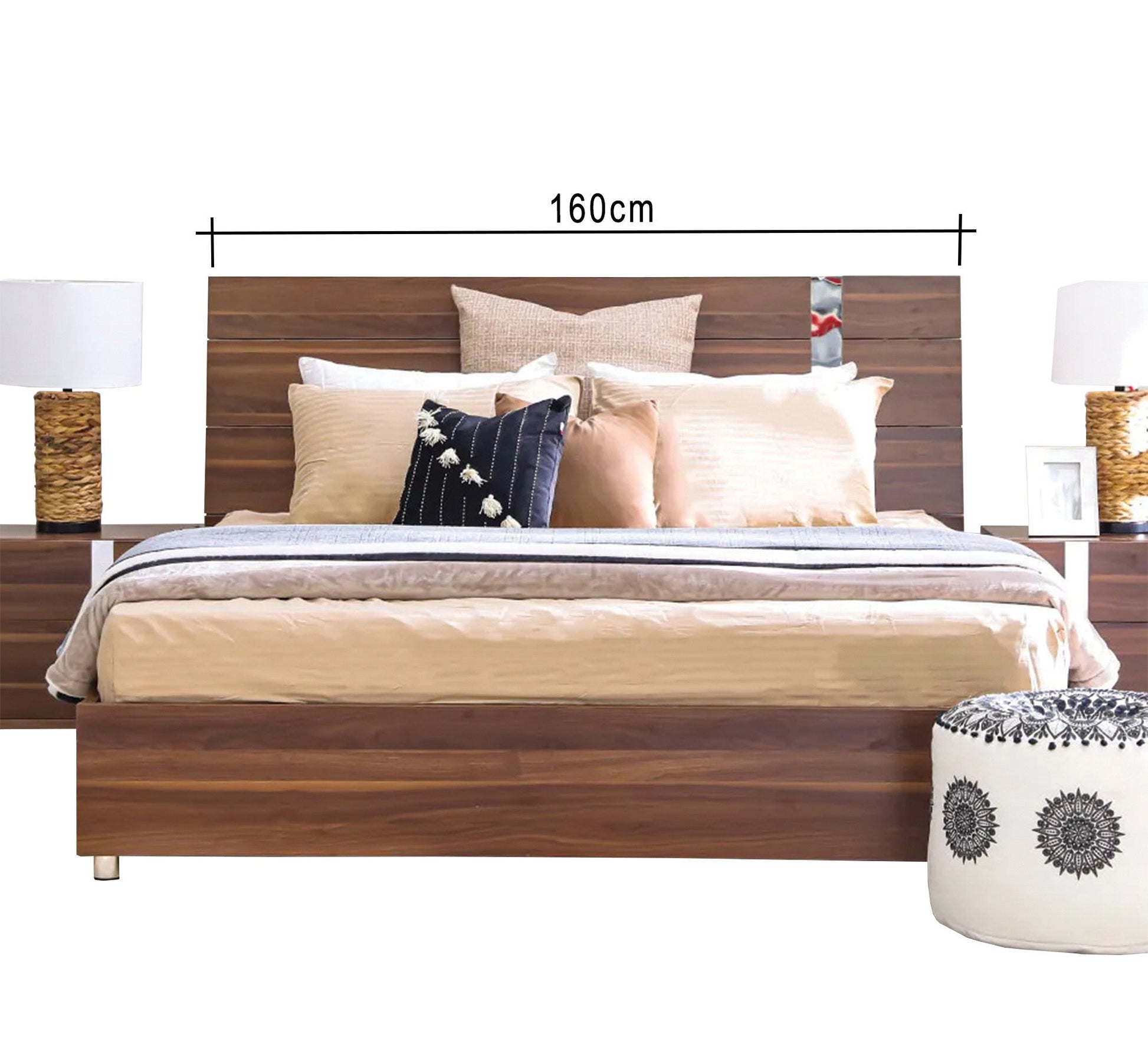 Master bedroom in wooden brown - Vitrine Furniture - Bed Sets