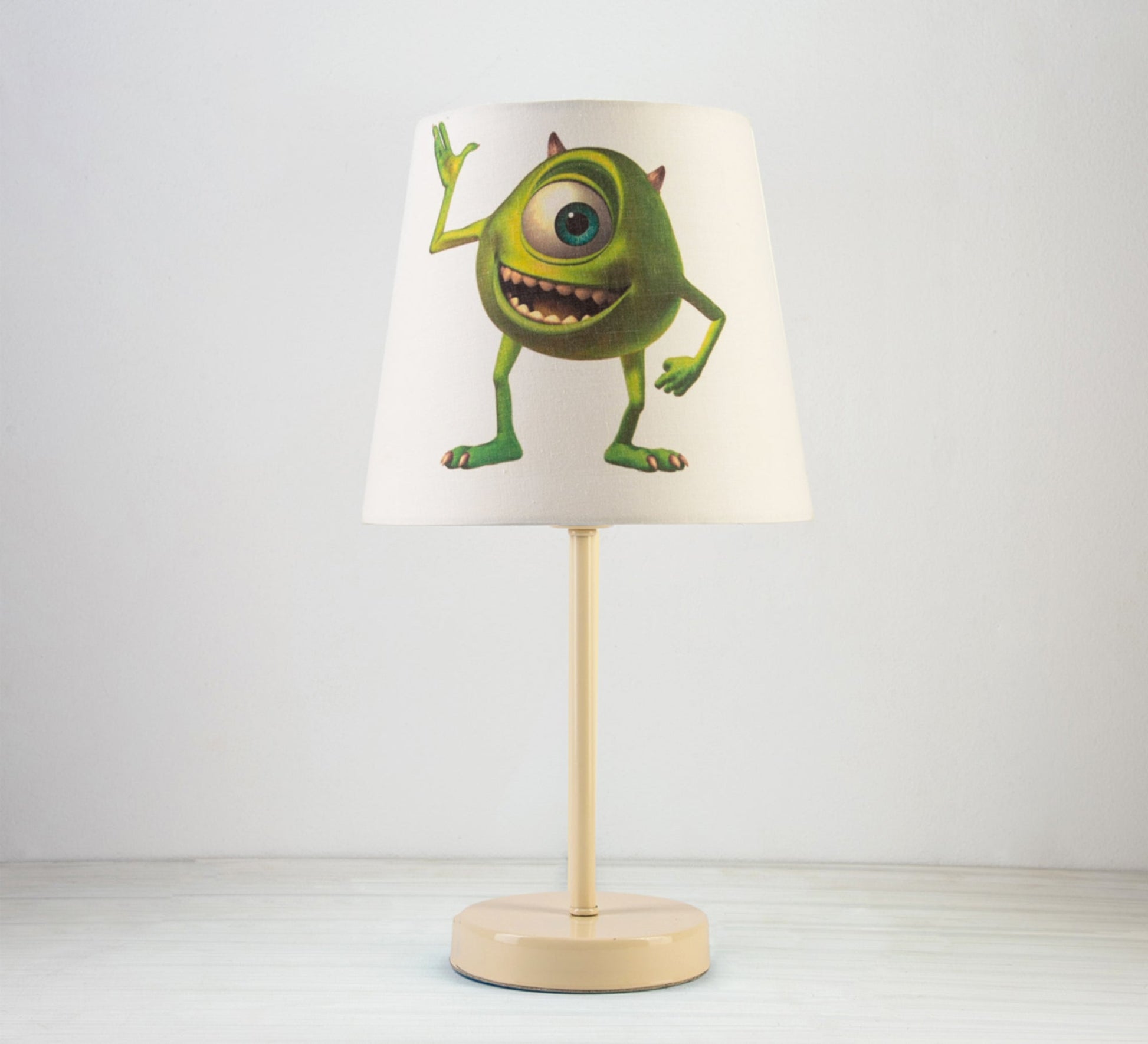 Mike Wazowski Lamp: A Fun Character for the Kids' Room with a Beige Base - Vitrine Furniture - Lighting
