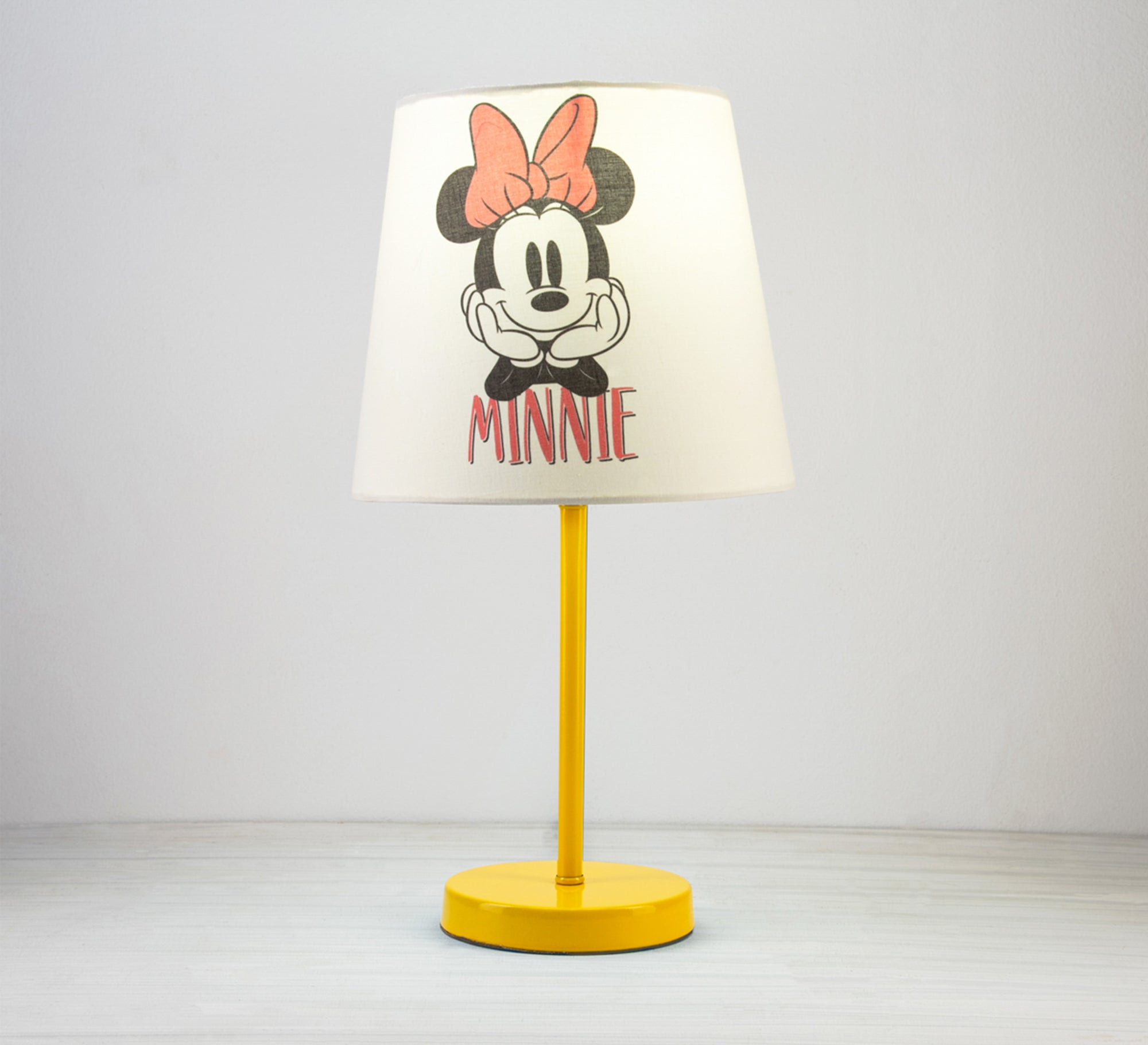 Minnie Mouse Lamp: A stylish touch for your little girl's room with a golden base - Vitrine Furniture - Lighting