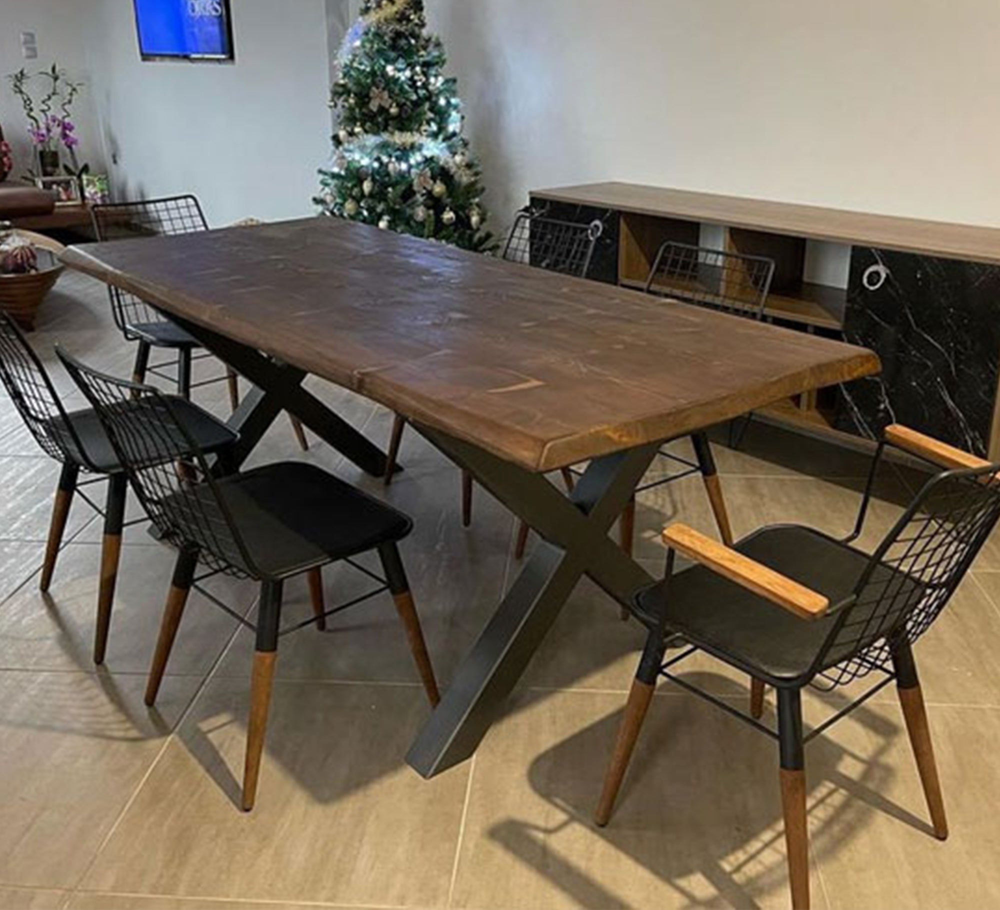 Modern brown dining table – Vitrine Furniture