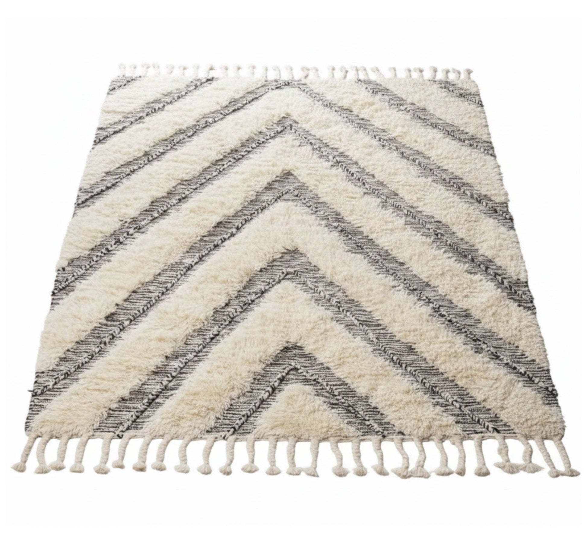 Modern carpet with distinctive, prominent arrow patterns - Vitrine Furniture - Accessories