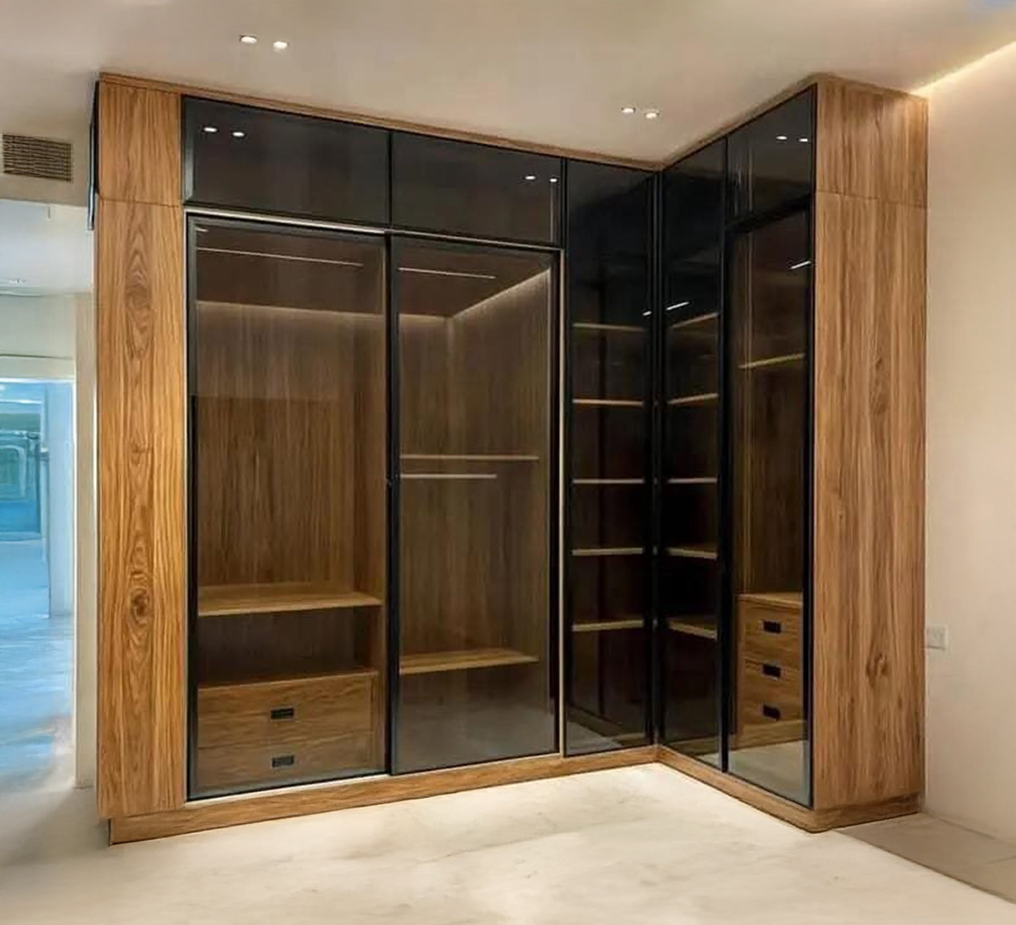 Modern corner wardrobe with wood and glass - Vitrine Furniture - Furniture