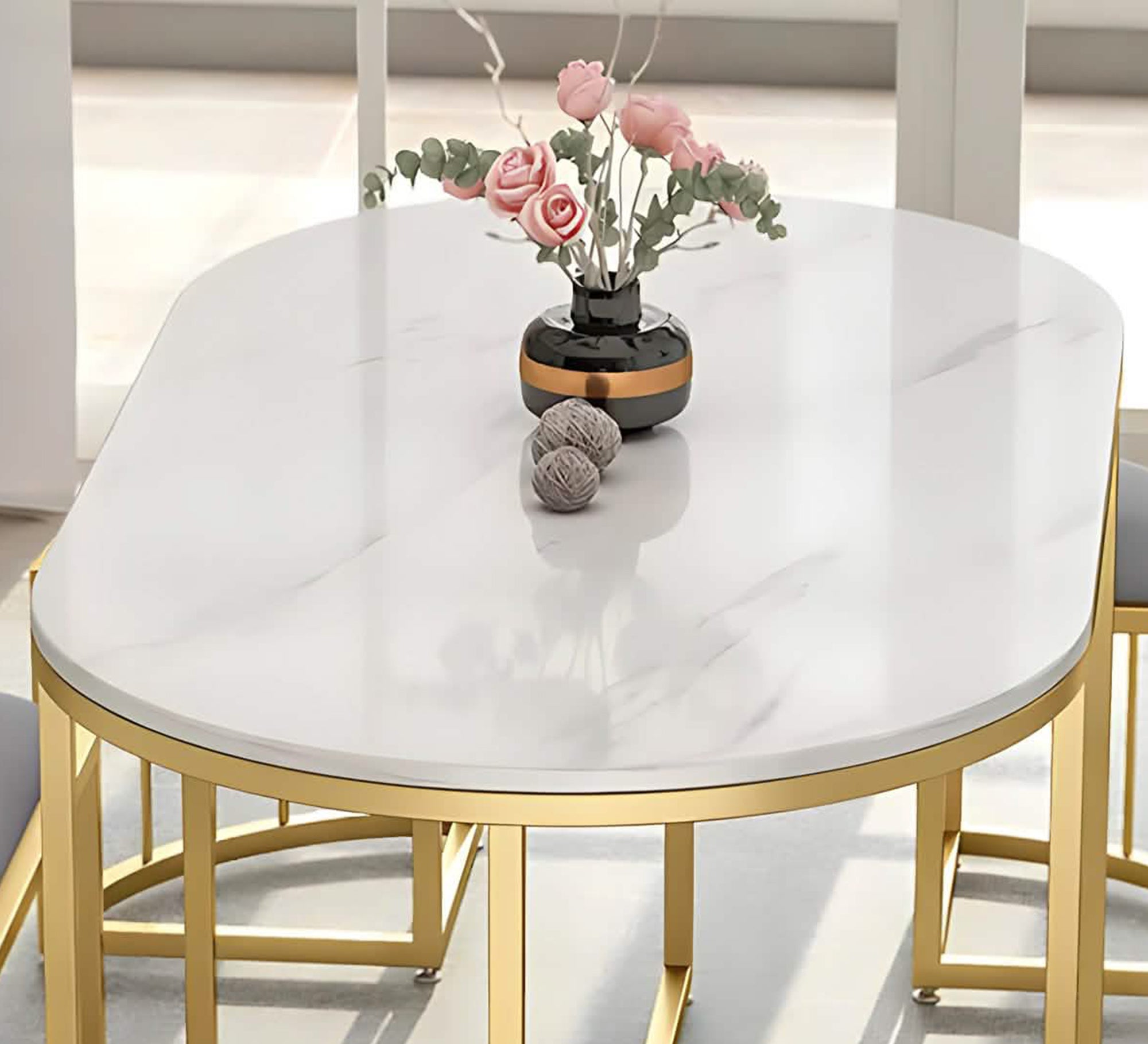 Modern dining set with a luxurious, contemporary touch - Vitrine Furniture - Furniture