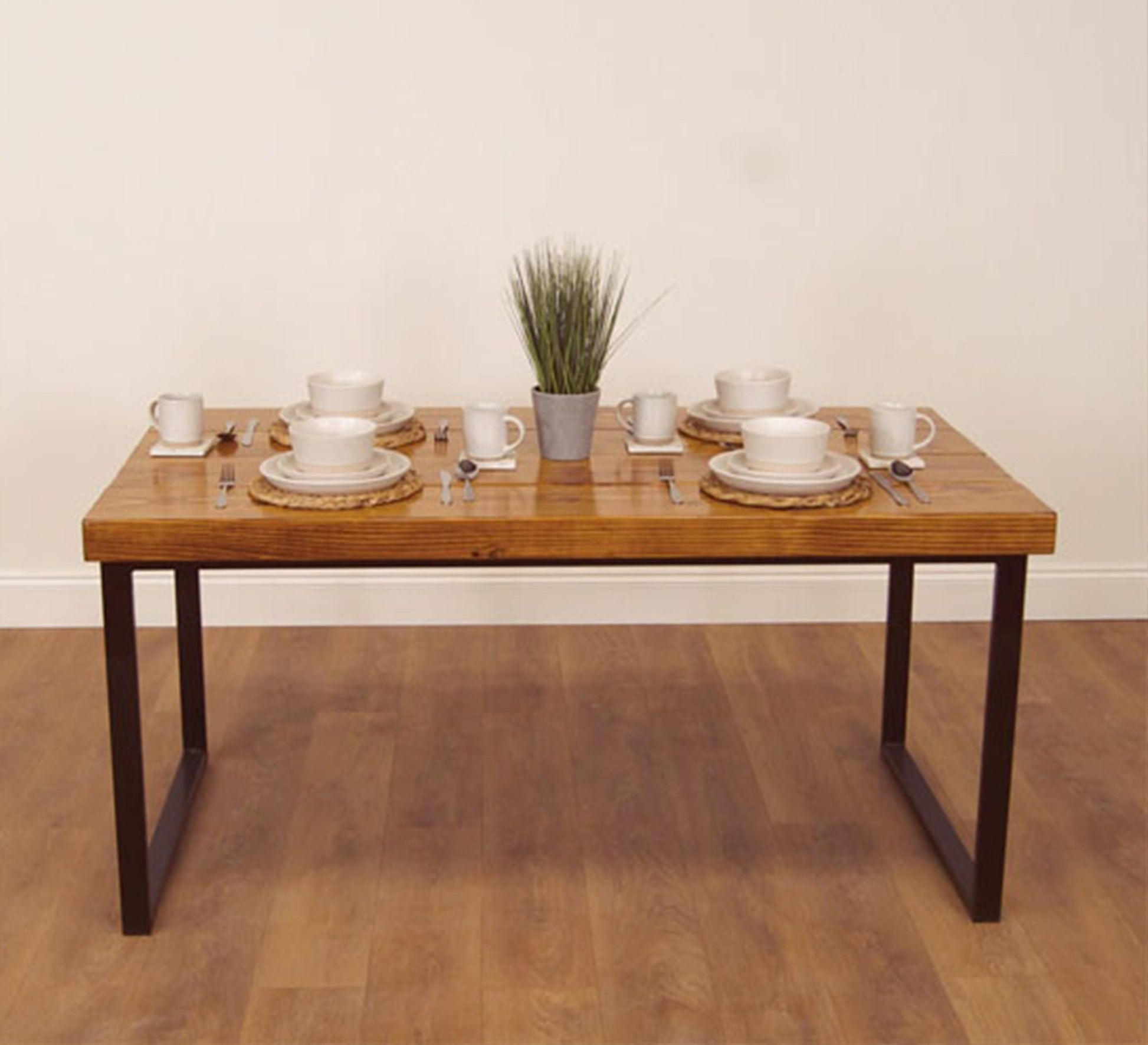 Modern dining table - Vitrine Furniture - Furniture