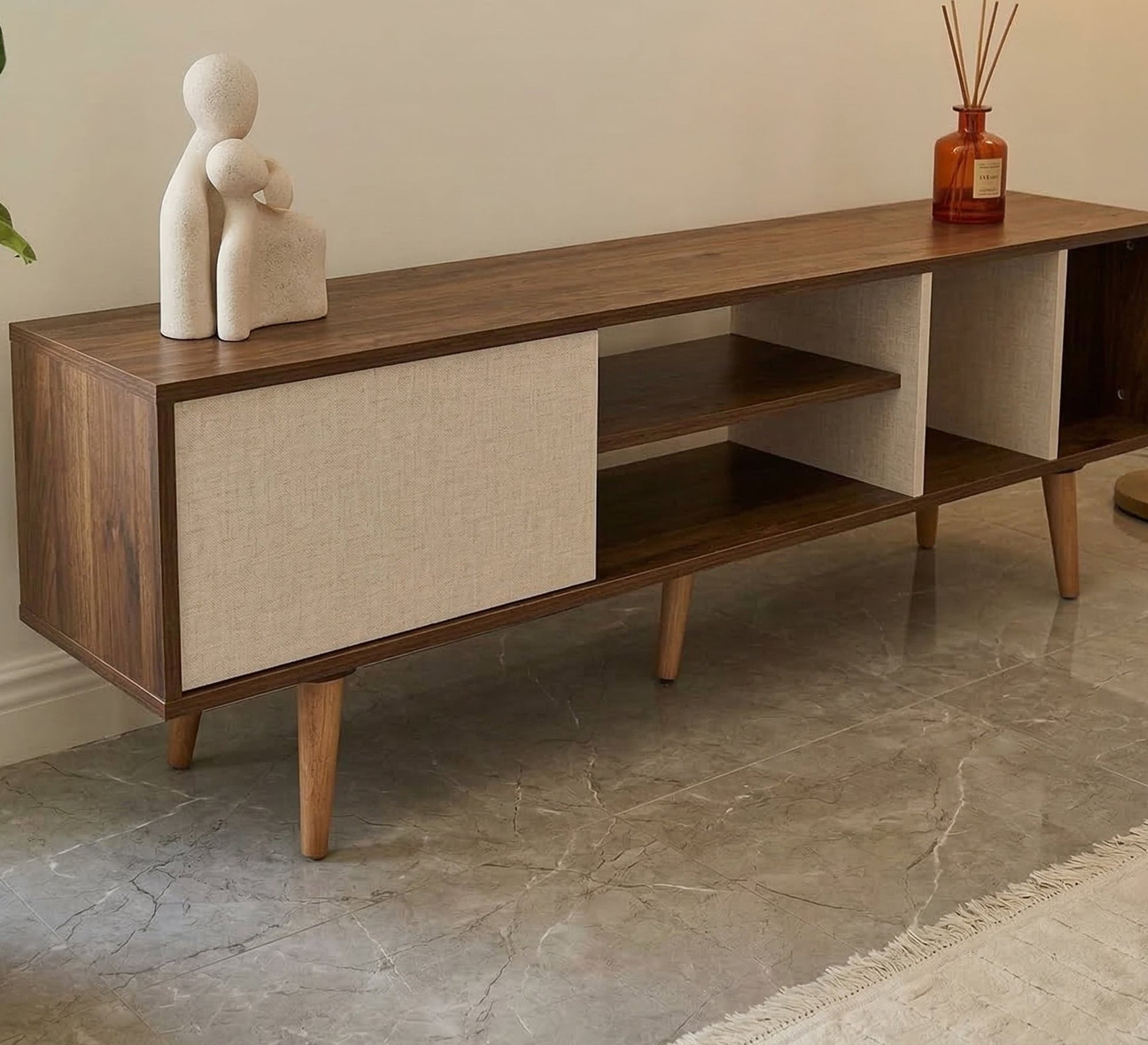 Modern furniture set with an elegant wooden design - Vitrine Furniture - TV Table & Cabinet