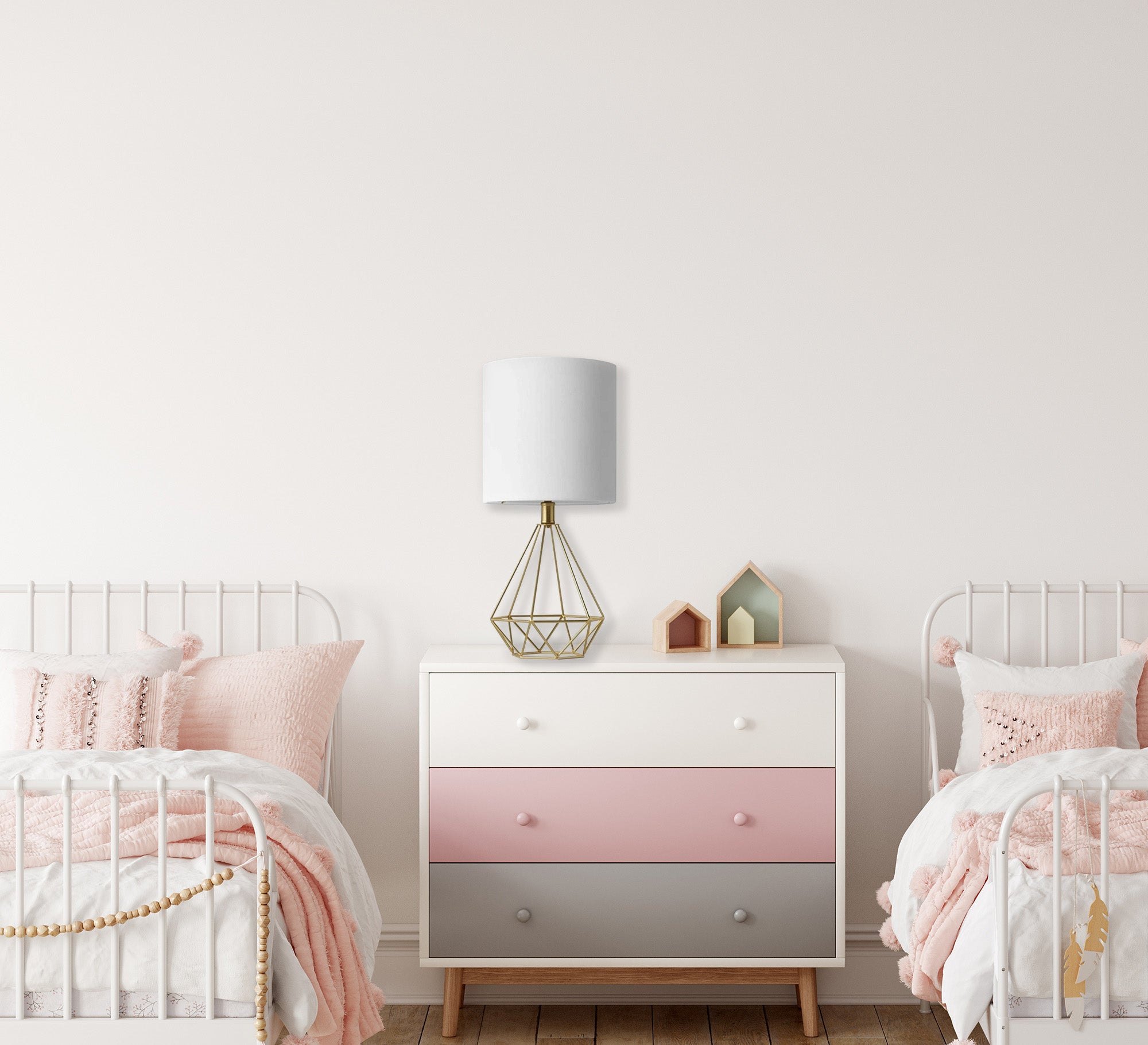 Modern gold metal lamp - Vitrine Furniture - Lighting