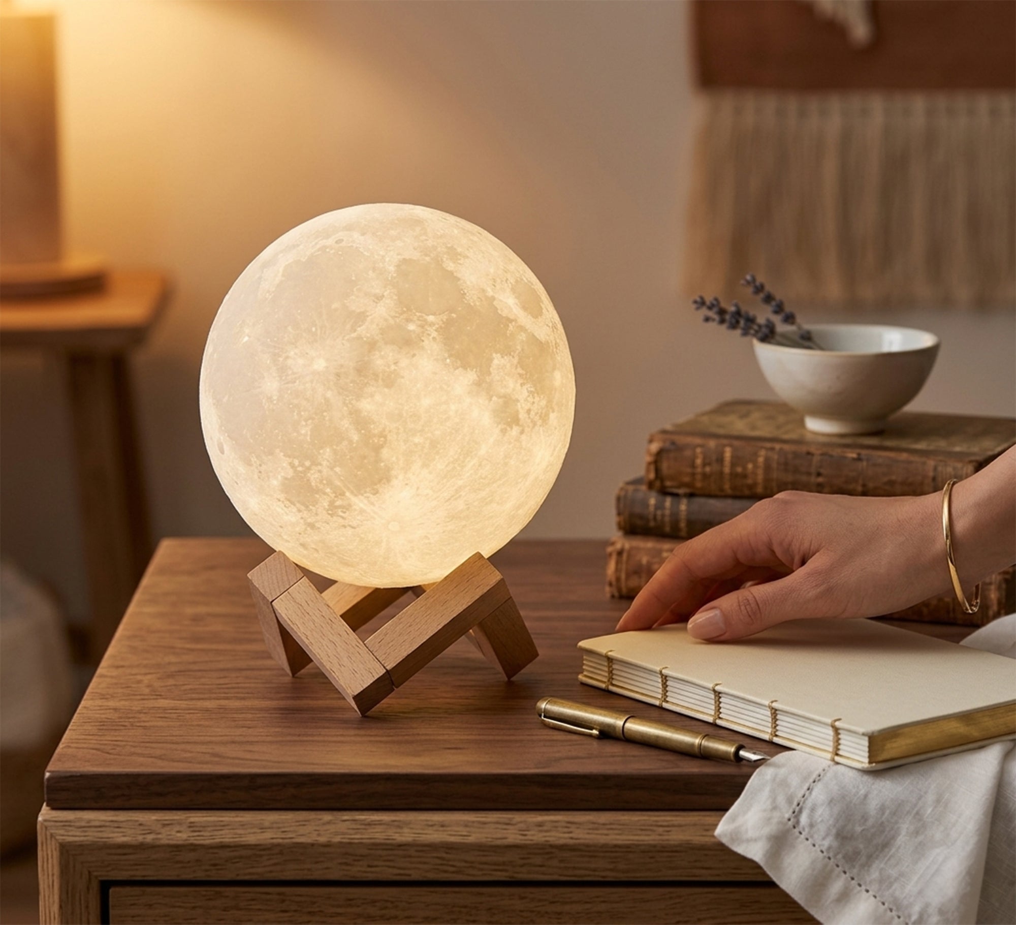 Modern metal moon lamp wood and glass - Vitrine Furniture - Table lamps