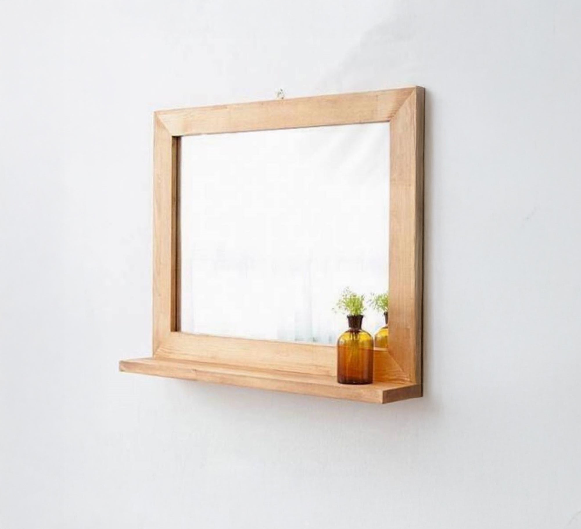 Modern rectangular mirror with a decorative shelf - Vitrine Furniture - Décor