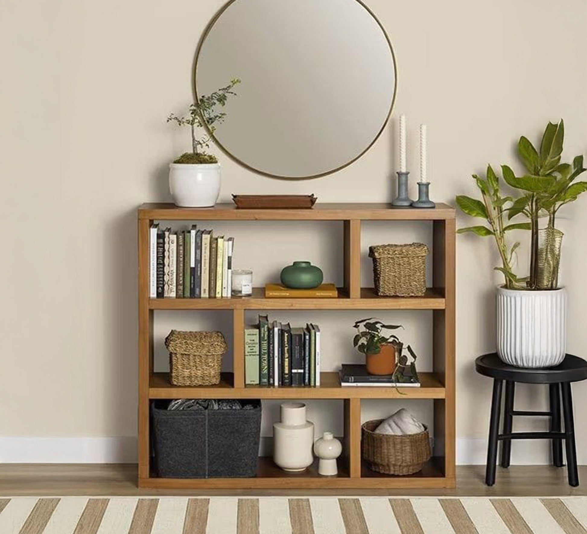 Modern wooden bookcase for versatile storage with a round mirror top - Vitrine Furniture - Furniture