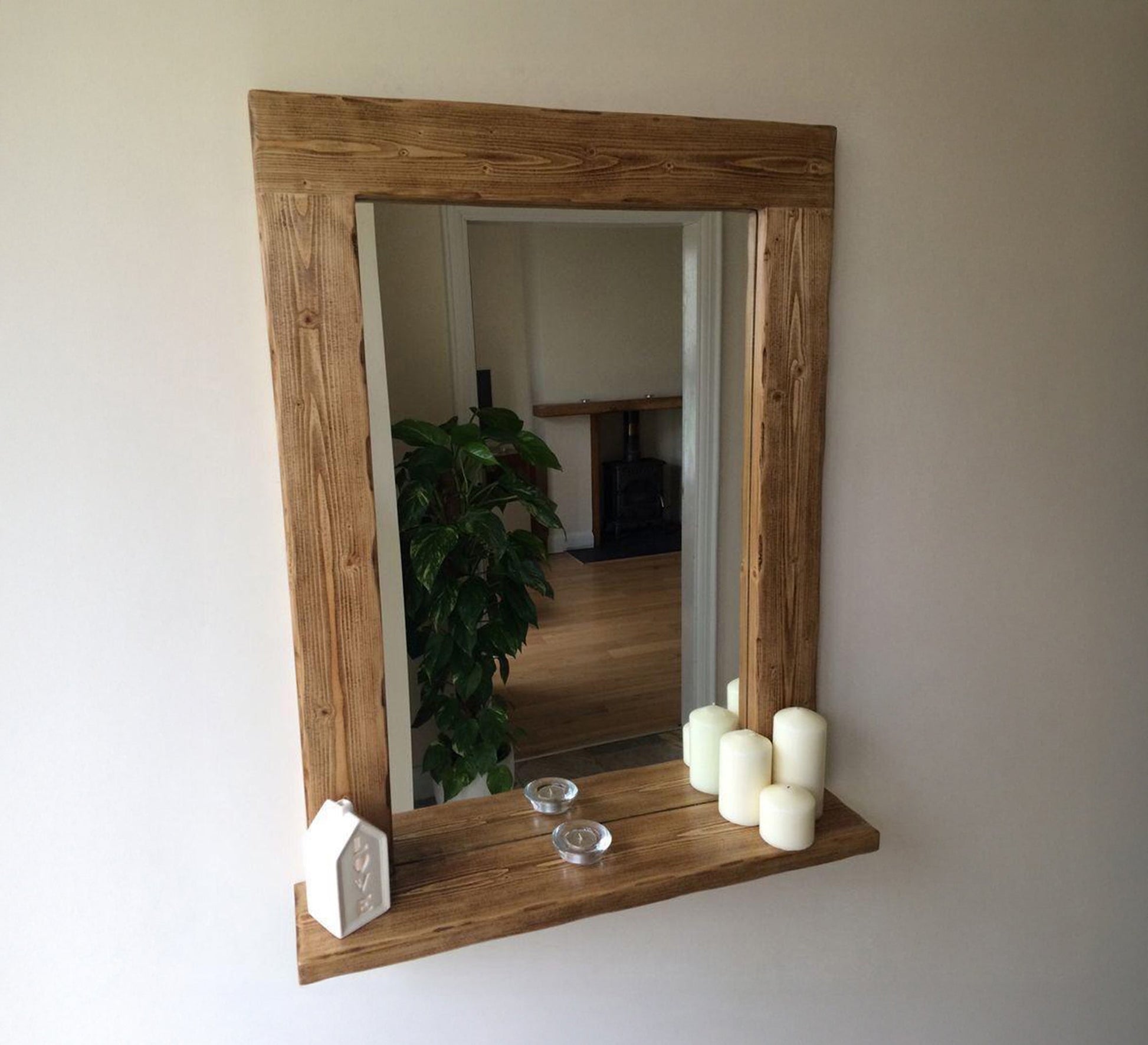Natural wood entryway mirror with decorative shelf - Vitrine Furniture - Décor