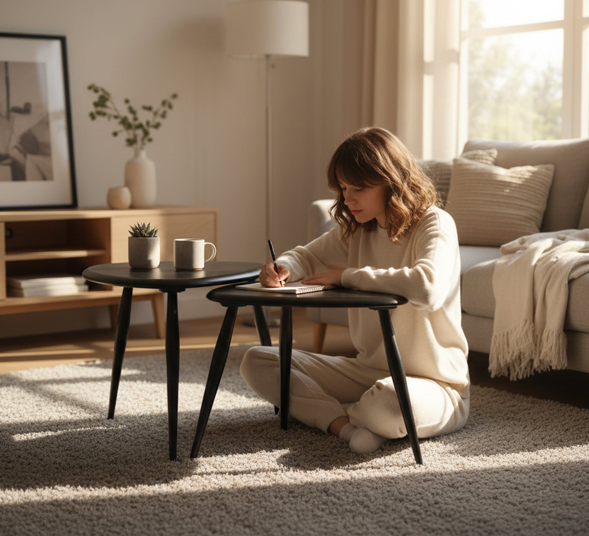 Nesting tables with a unique design - Vitrine Furniture - Side Tables