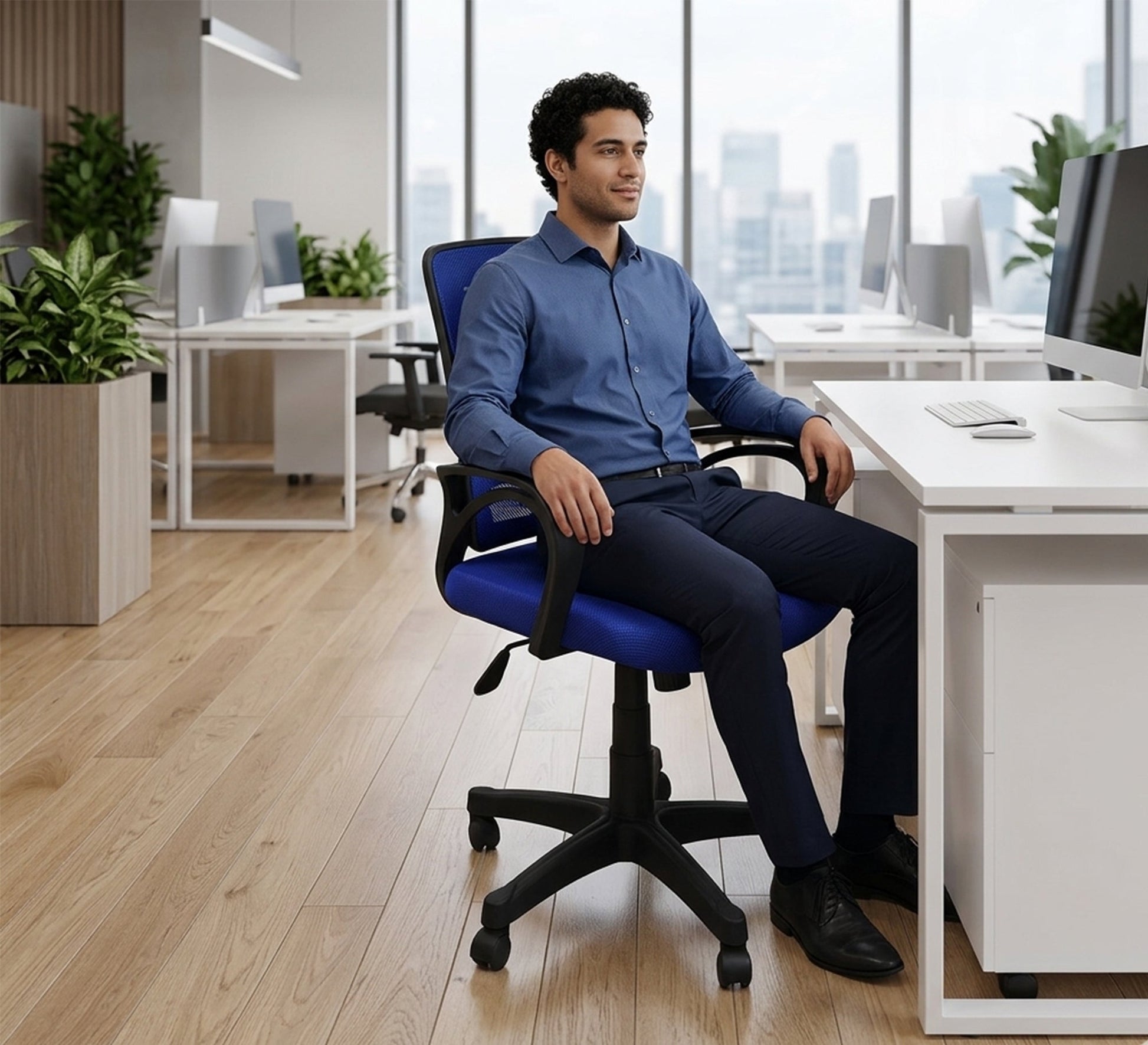 Office chair with moving base - Vitrine Furniture - Office Chairs
