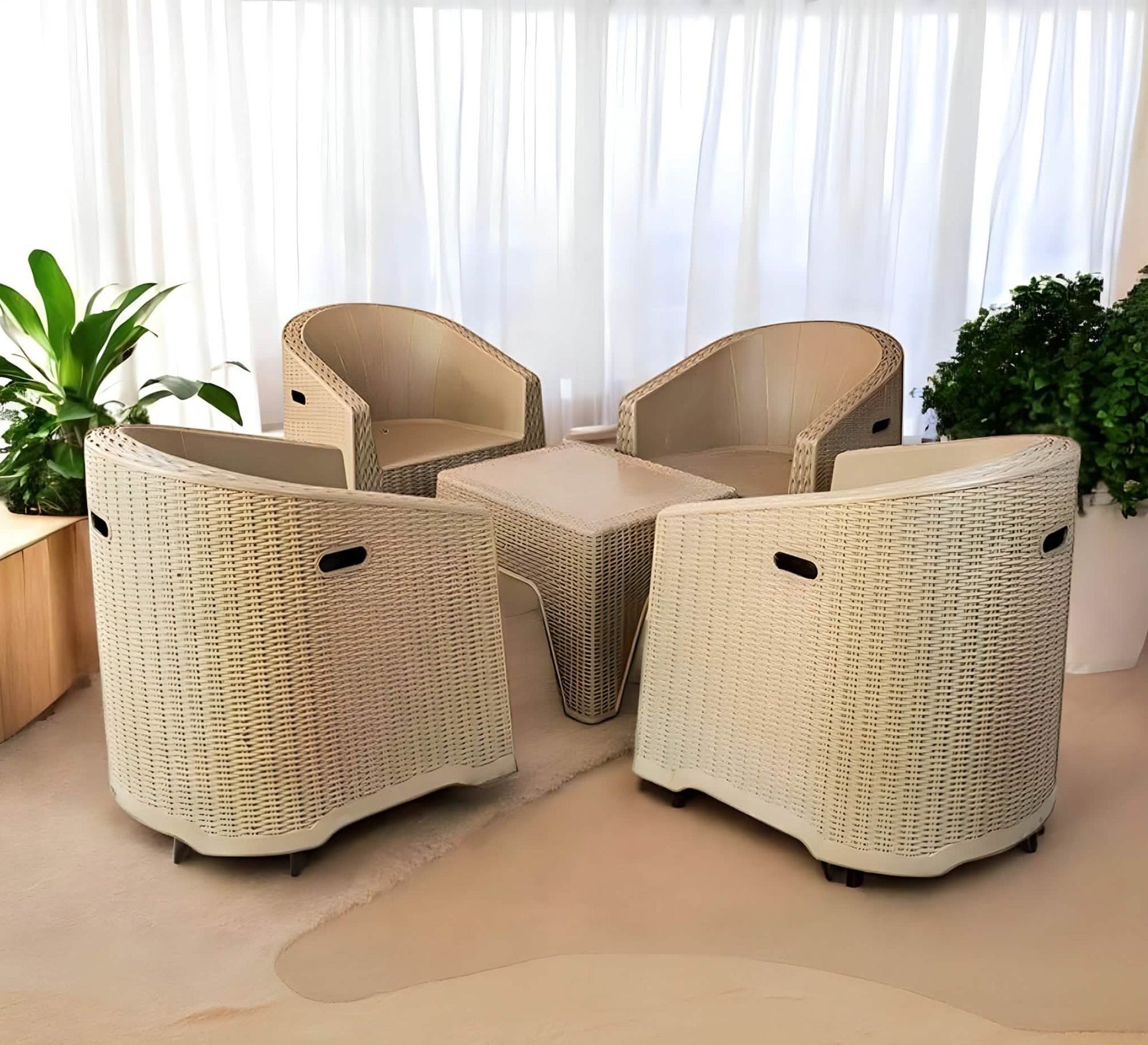 Outdoor set with four chairs and a rectangular table - Vitrine Furniture - Outdoor Products