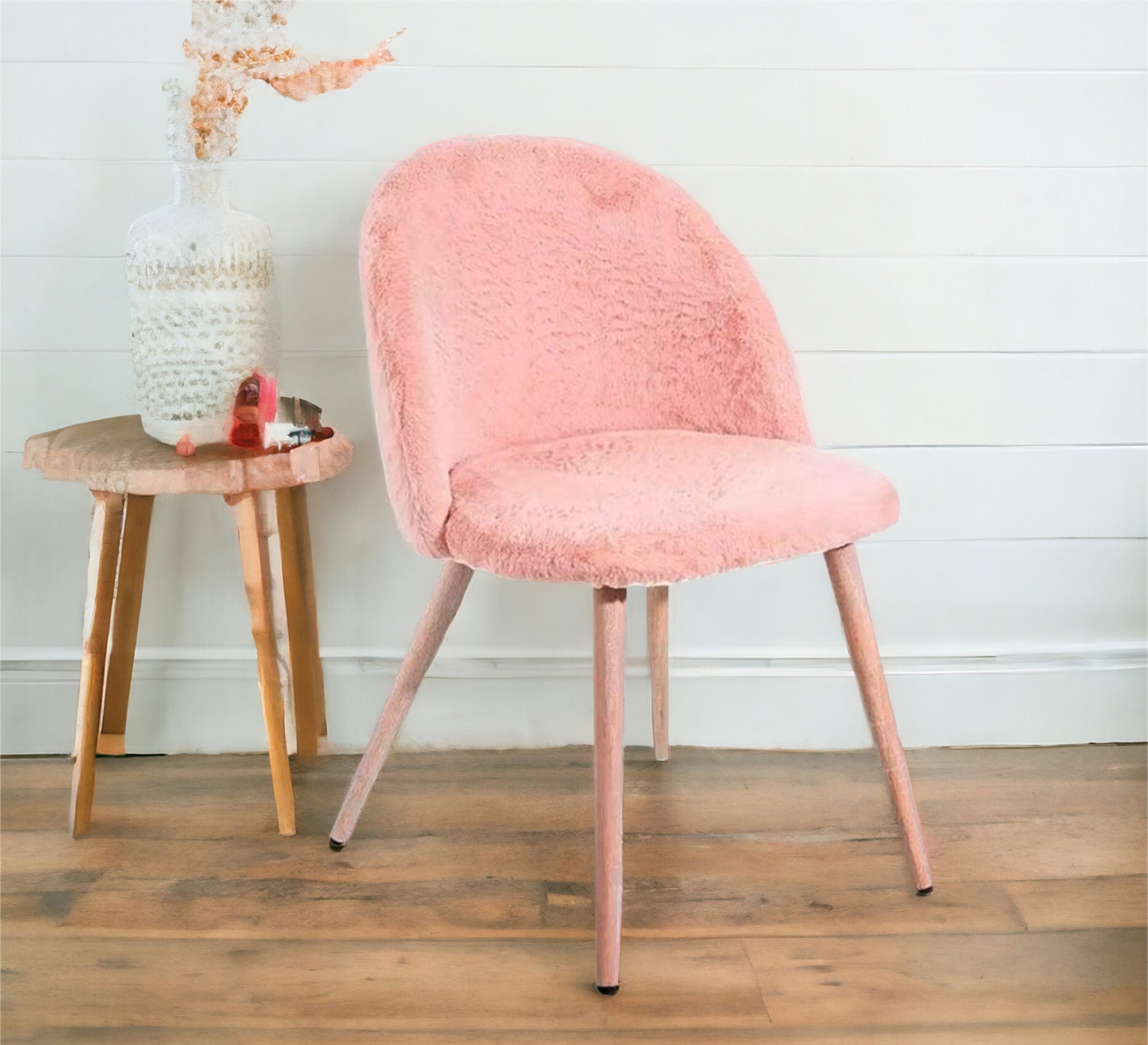 Pink fur chair - Vitrine Furniture - Furniture