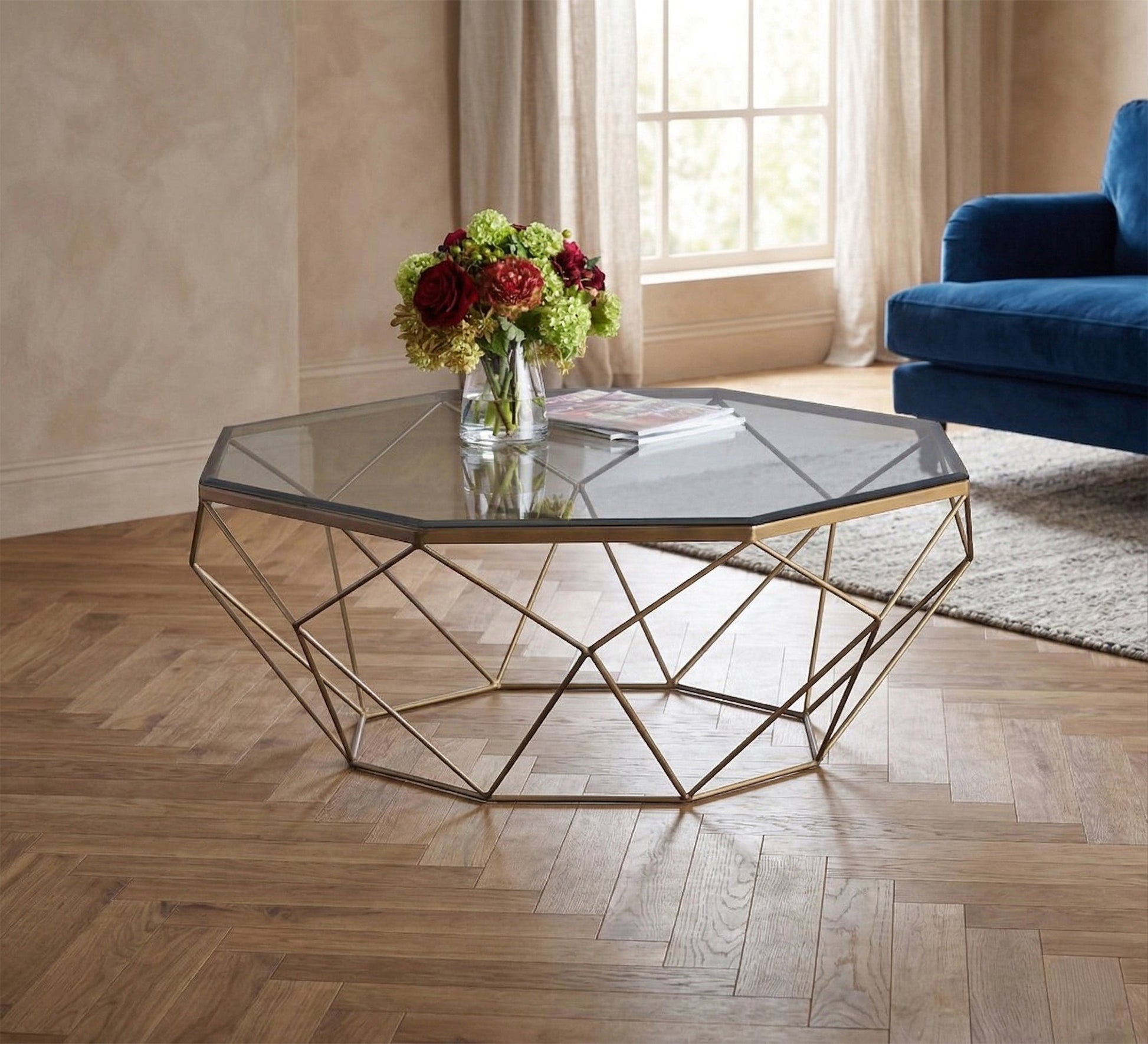 Polygonal center table with clear glass - Vitrine Furniture - Coffee Tables