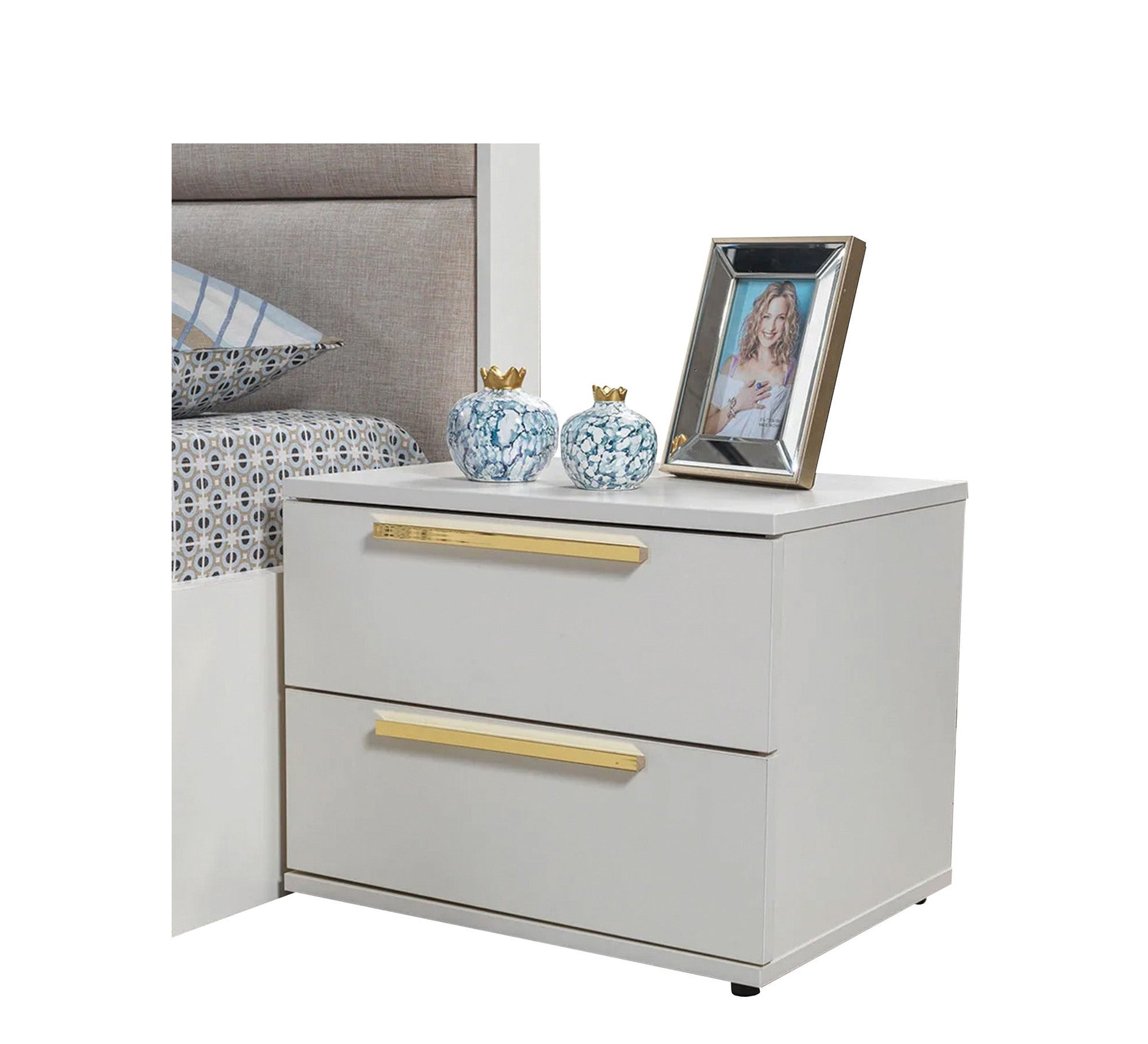 Price smashing offer four complete rooms for a high - end house - Vitrine Furniture - Furniture