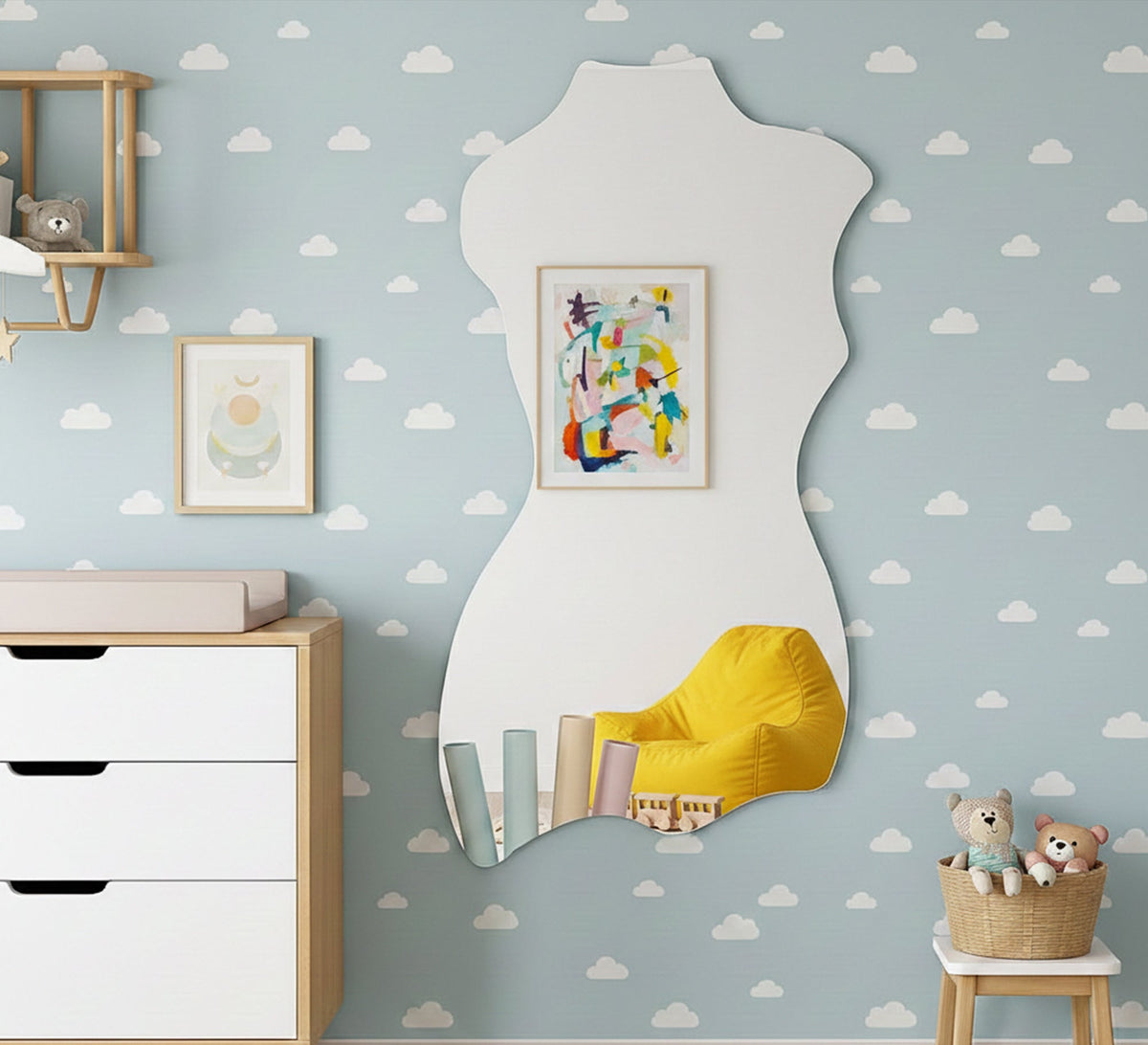 Puppet-shaped mirror - Vitrine Furniture - Mirrors