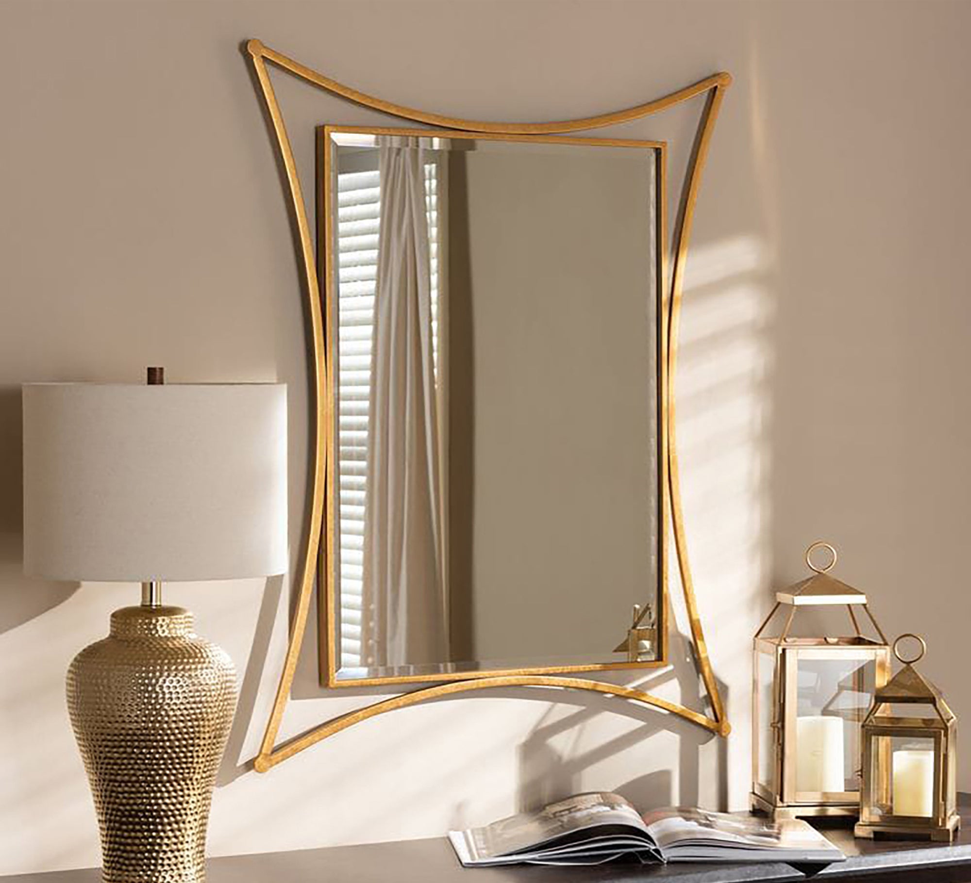 Rectangular mirror with curved frame - Vitrine Furniture - Décor