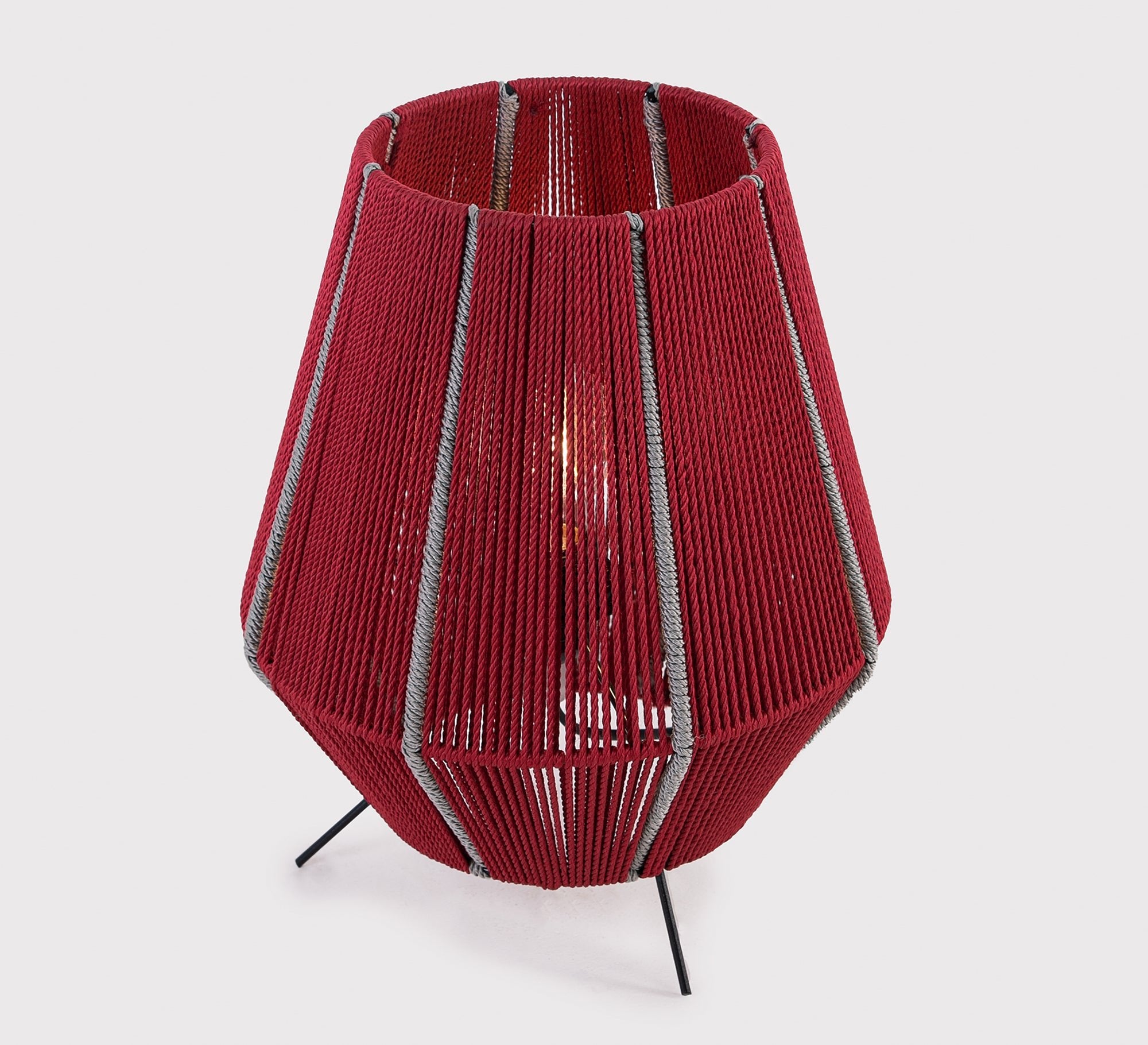 Red lampshade - Vitrine Furniture - Lighting