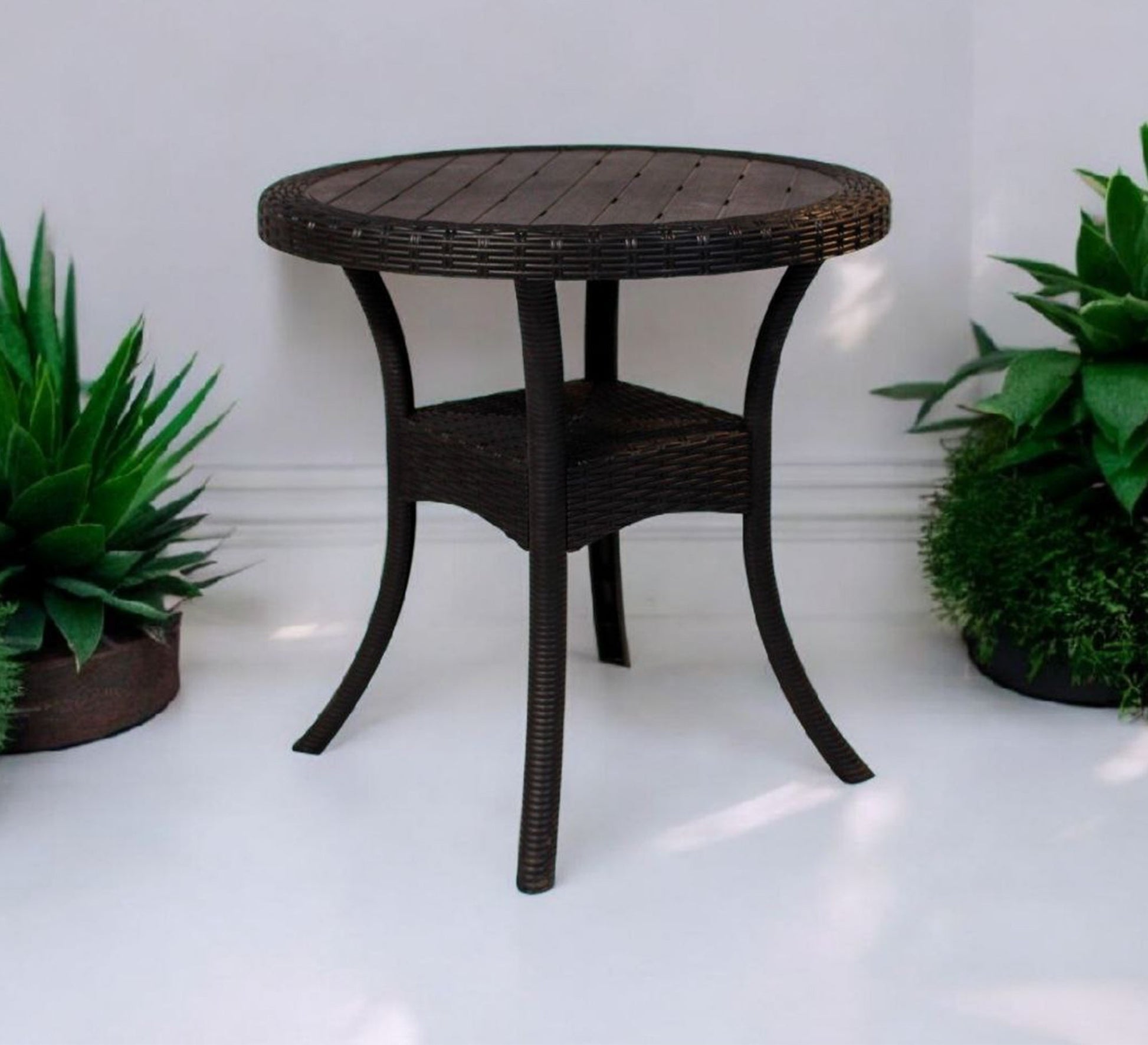 Round and comfortable brown garden furniture set. - Vitrine Furniture - Outdoor Products