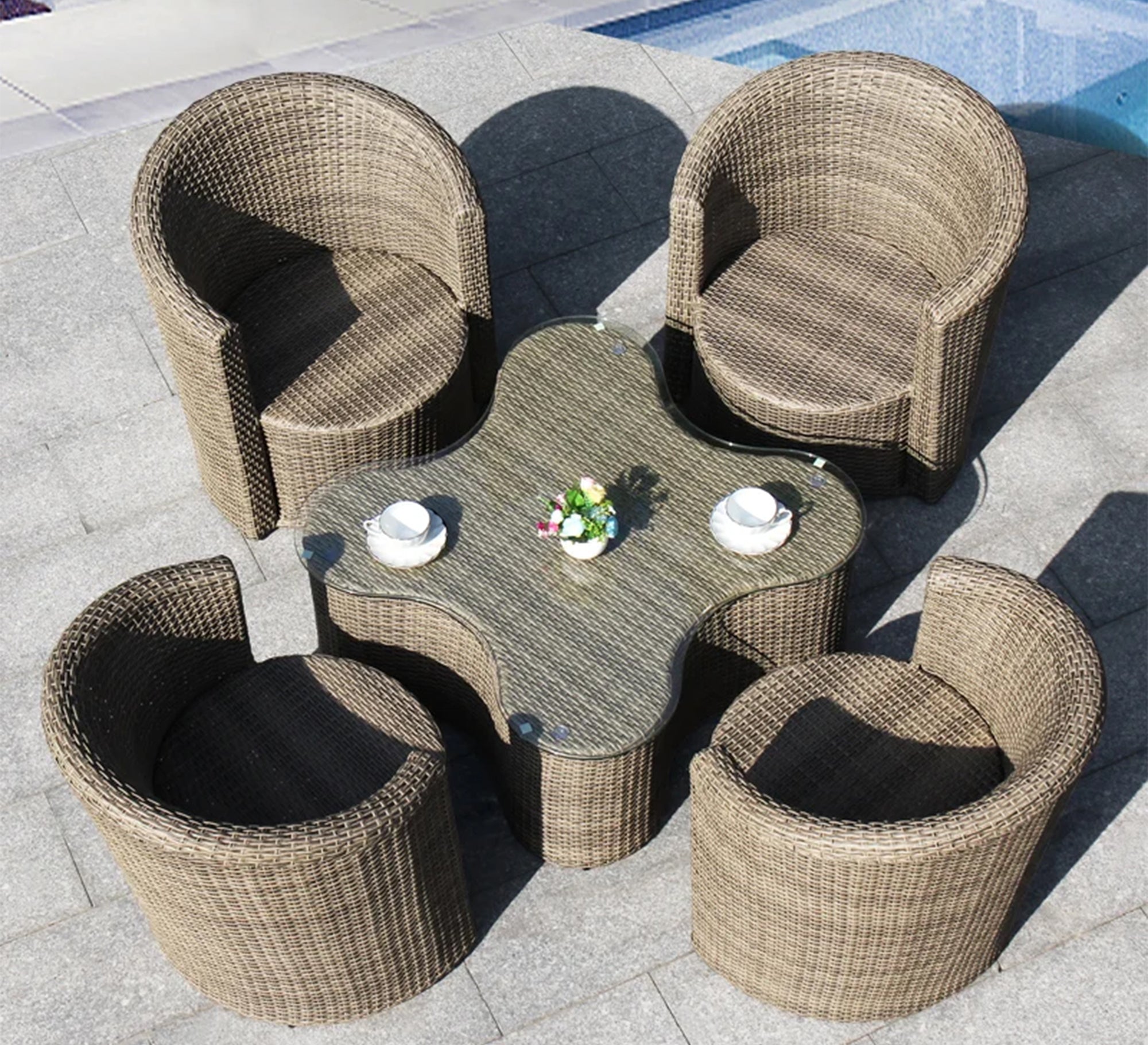 Round chairs set with table - Vitrine Furniture - Outdoor Products