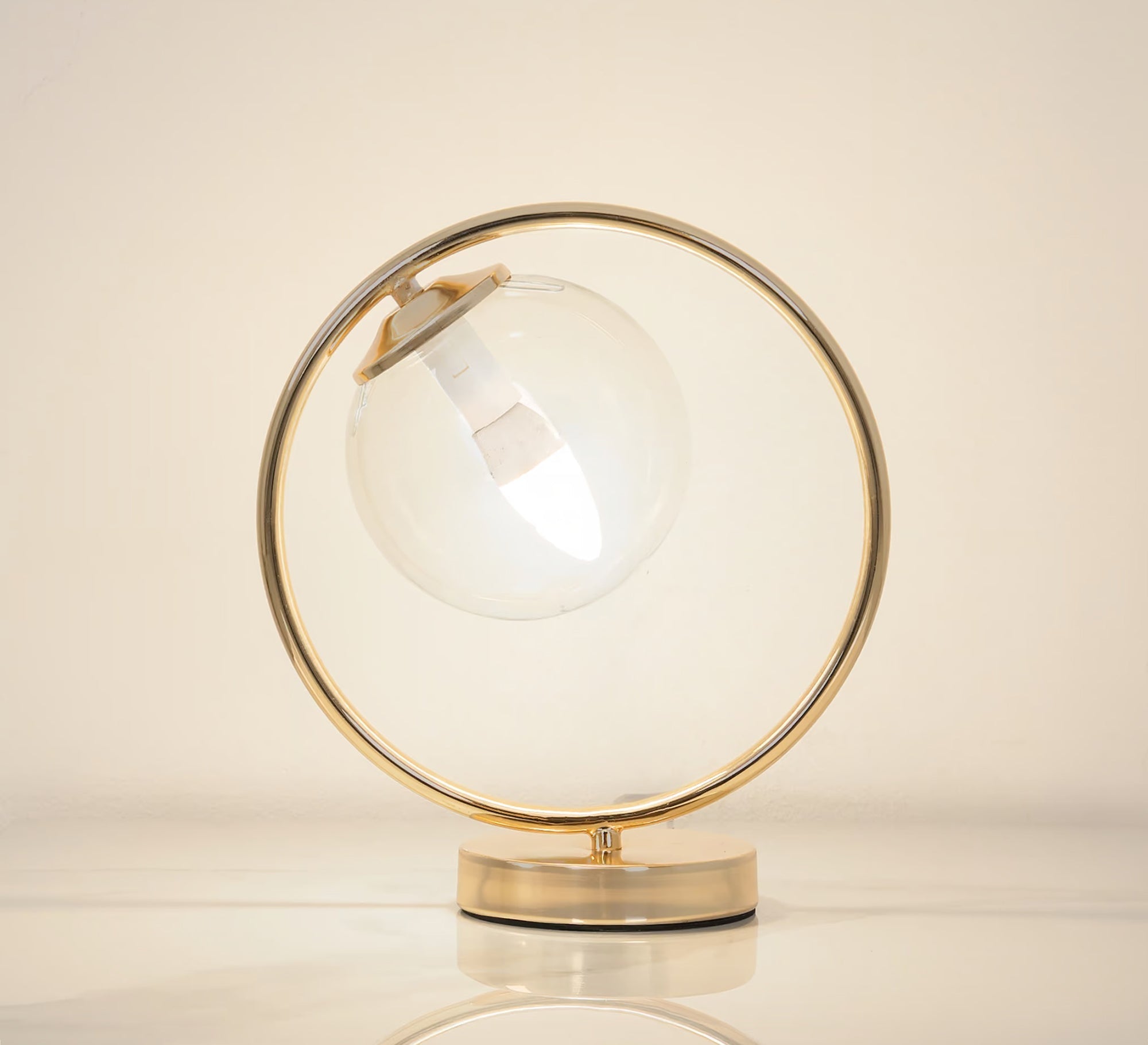 Round gold lampshade - Vitrine Furniture - Table lamps