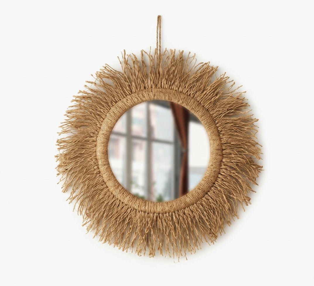 Round mirror with a bohemian straw frame - Vitrine Furniture - Mirrors