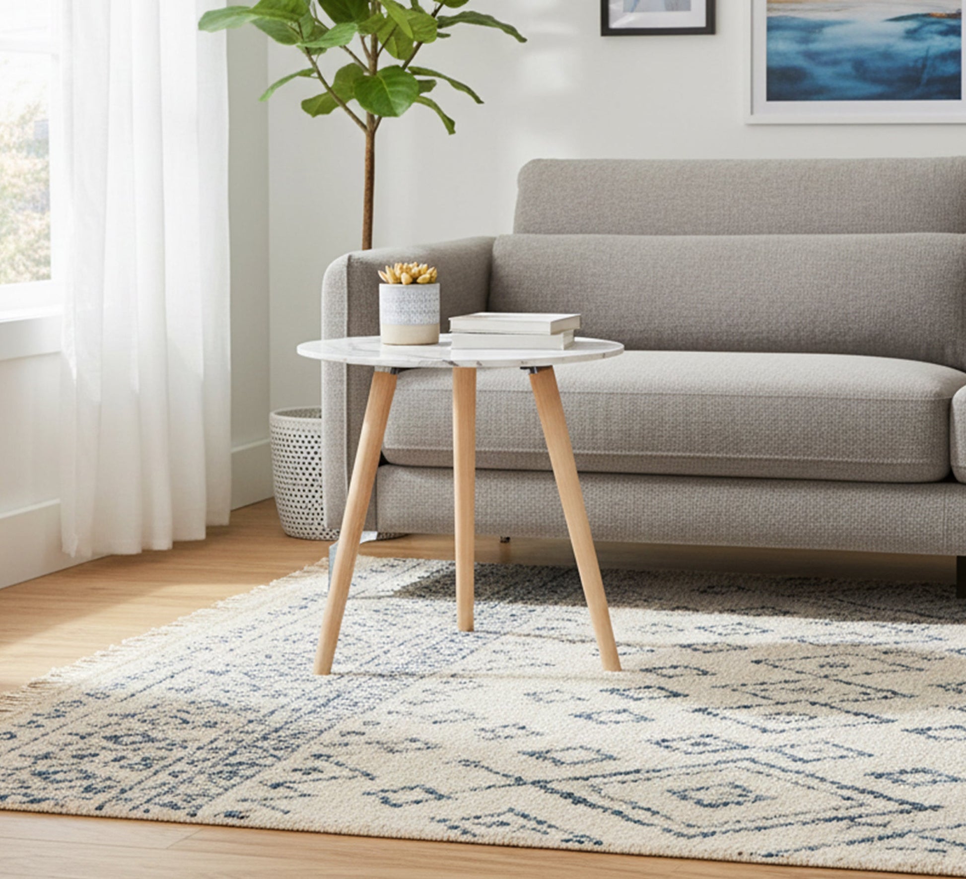 Round side table - Vitrine Furniture - Side Tables