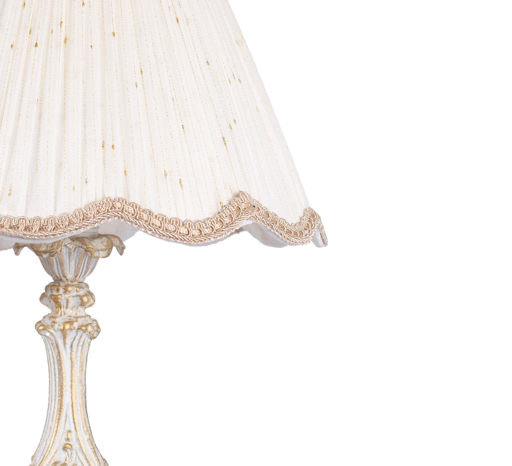 Royal table lamp with a classic touch - Vitrine Furniture - Lighting