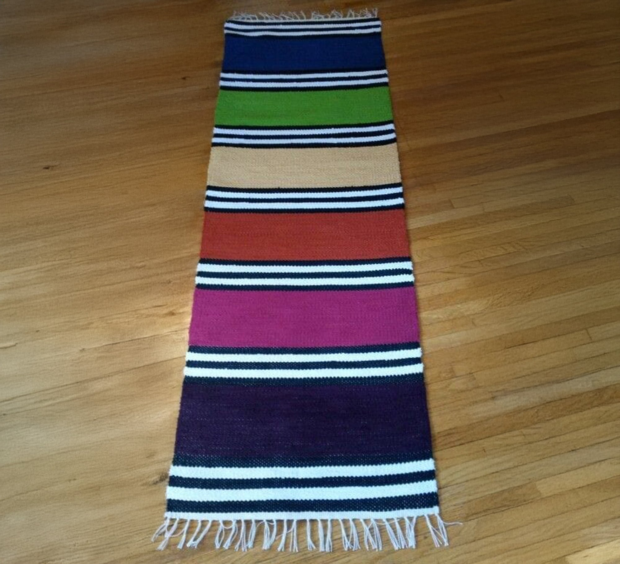 Runner rug in bold colors and stripes - Vitrine Furniture - Accessories