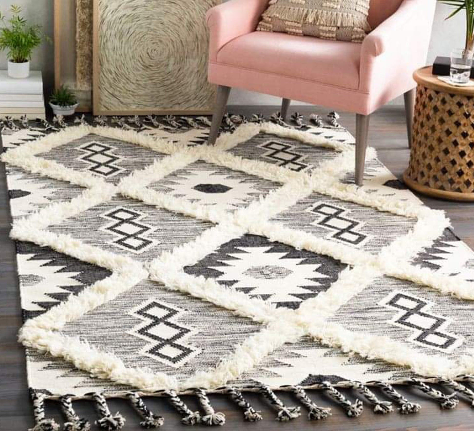 Shag rug with a checkered pattern - Vitrine Furniture - Accessories